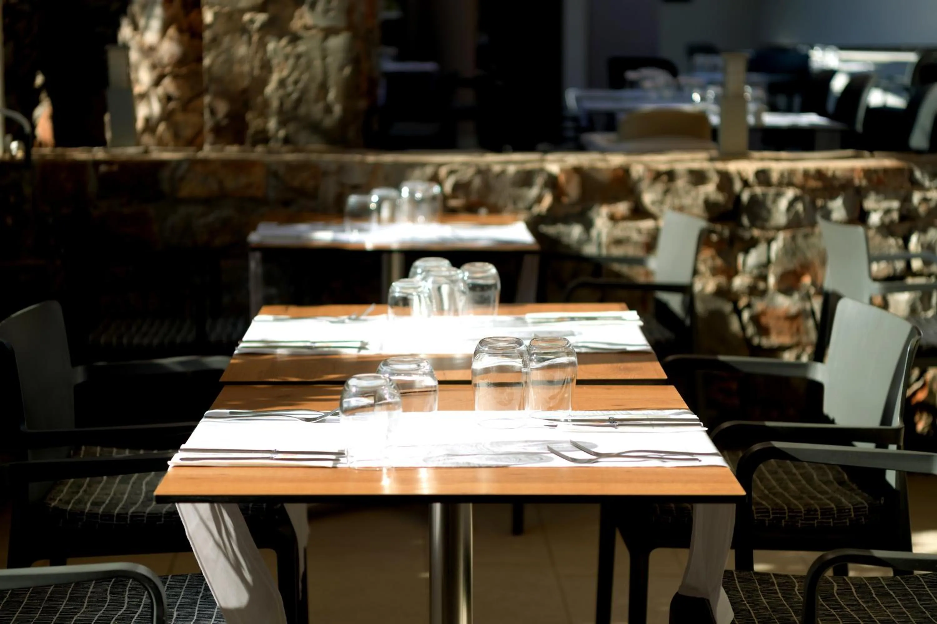 Restaurant/places to eat in High Beach Resort