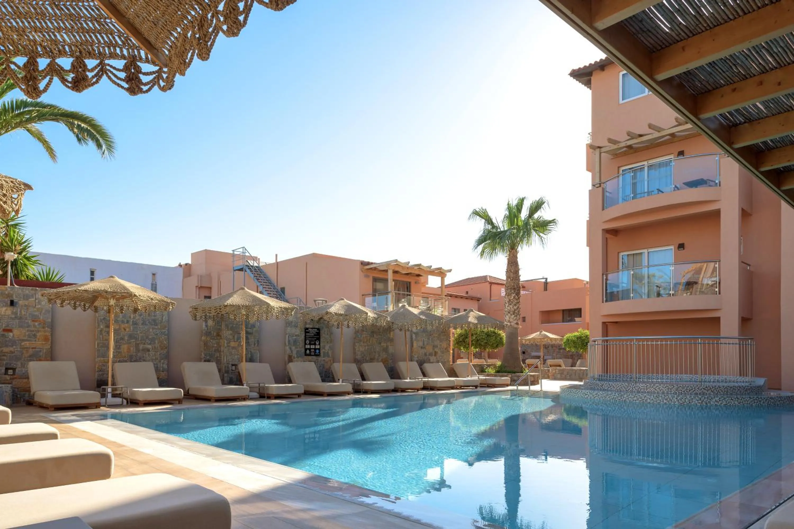 Swimming pool in High Beach Resort