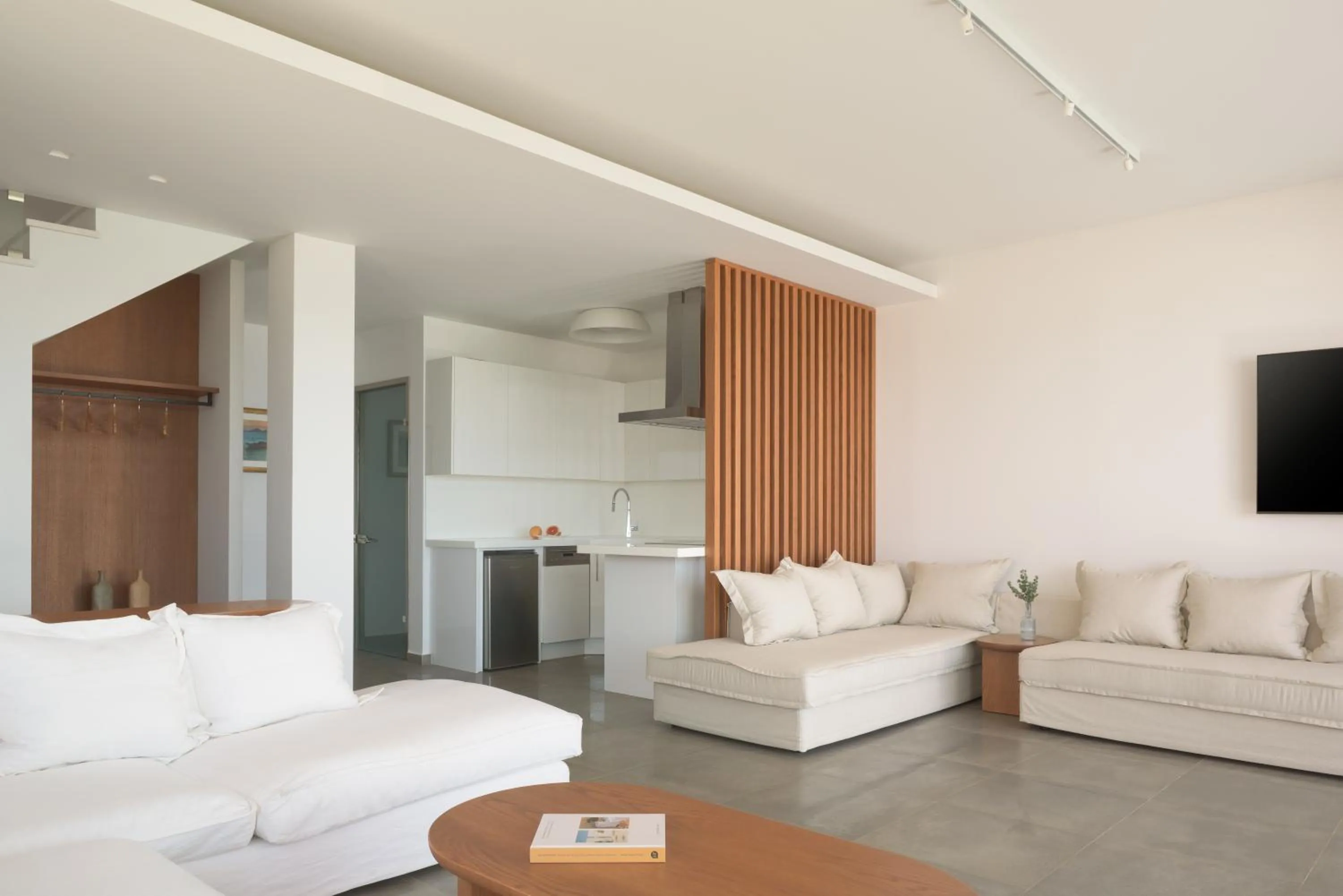 TV and multimedia in High Beach Resort