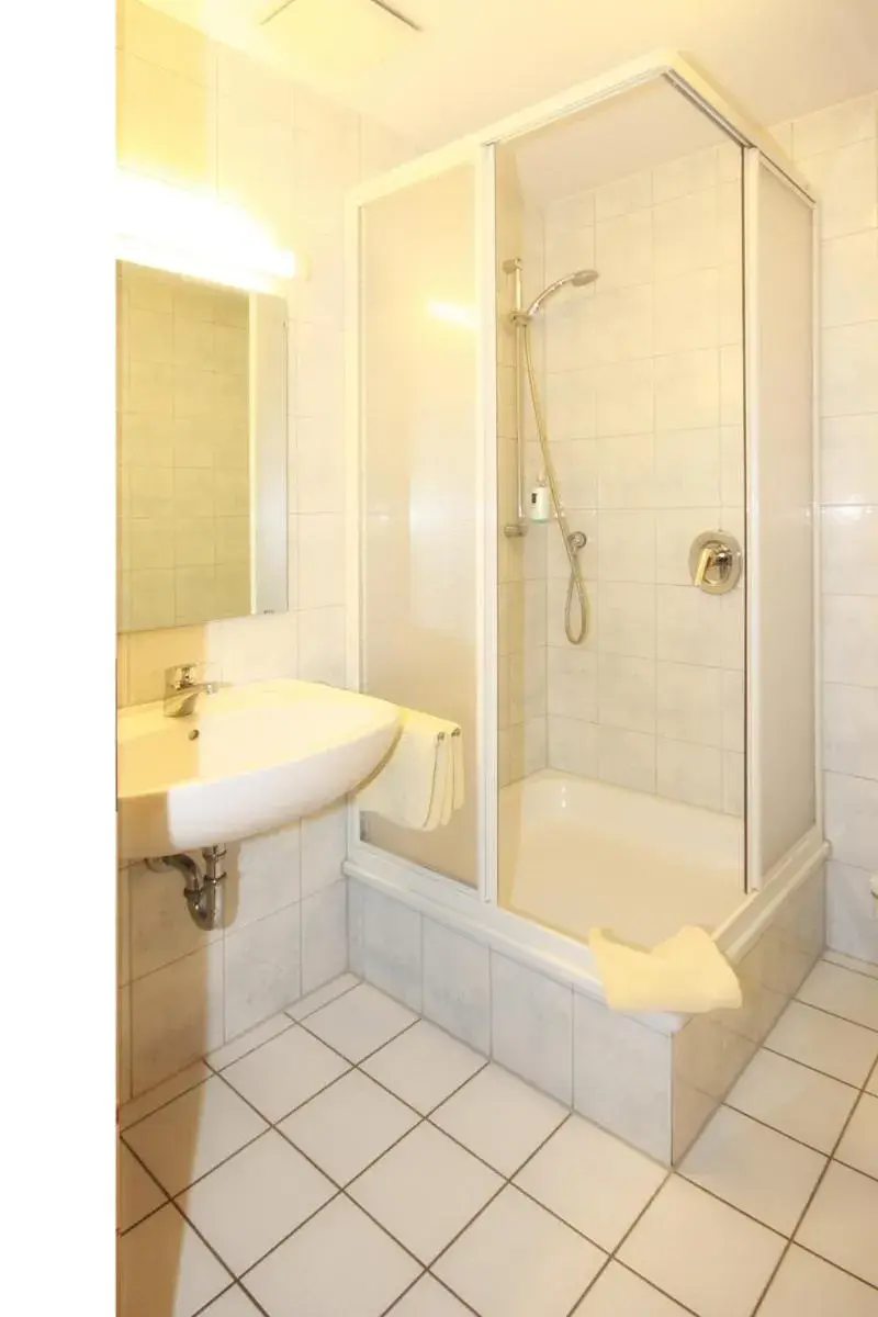 Double Room - single occupancy in Hotel Trasen Double Room - single occupancy in Hotel Trasen