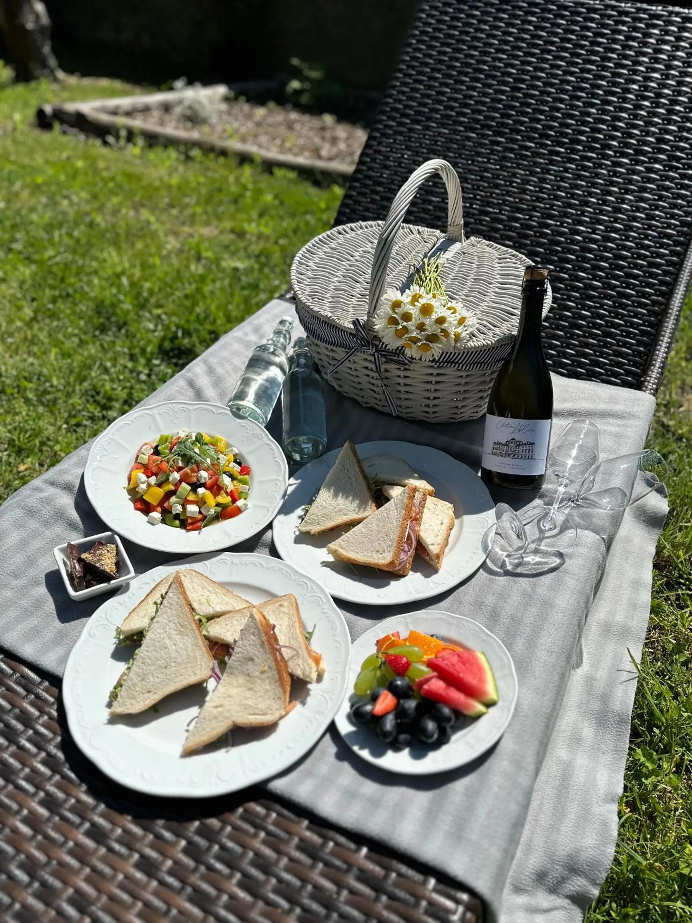 Restaurant/places to eat in Château Liblice