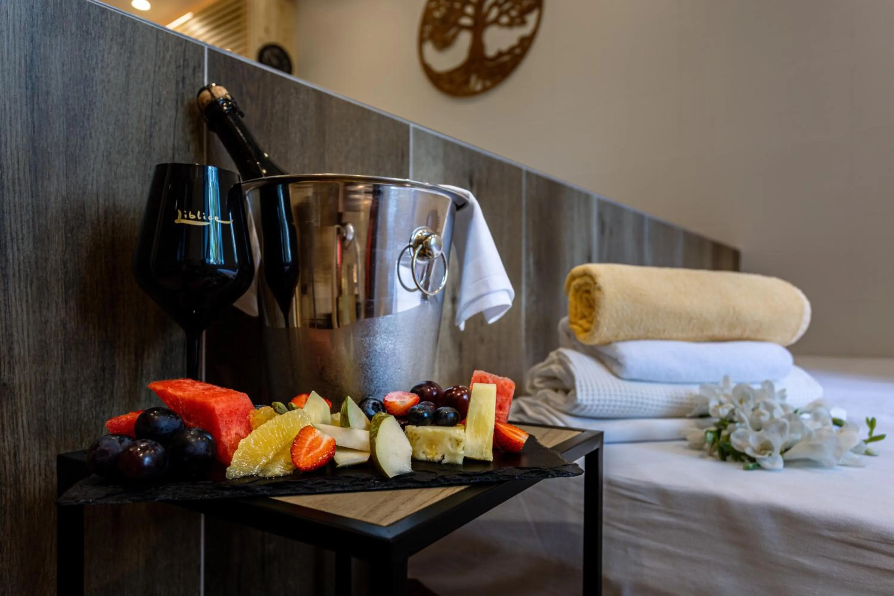 Spa and wellness centre/facilities, Bed in Château Liblice