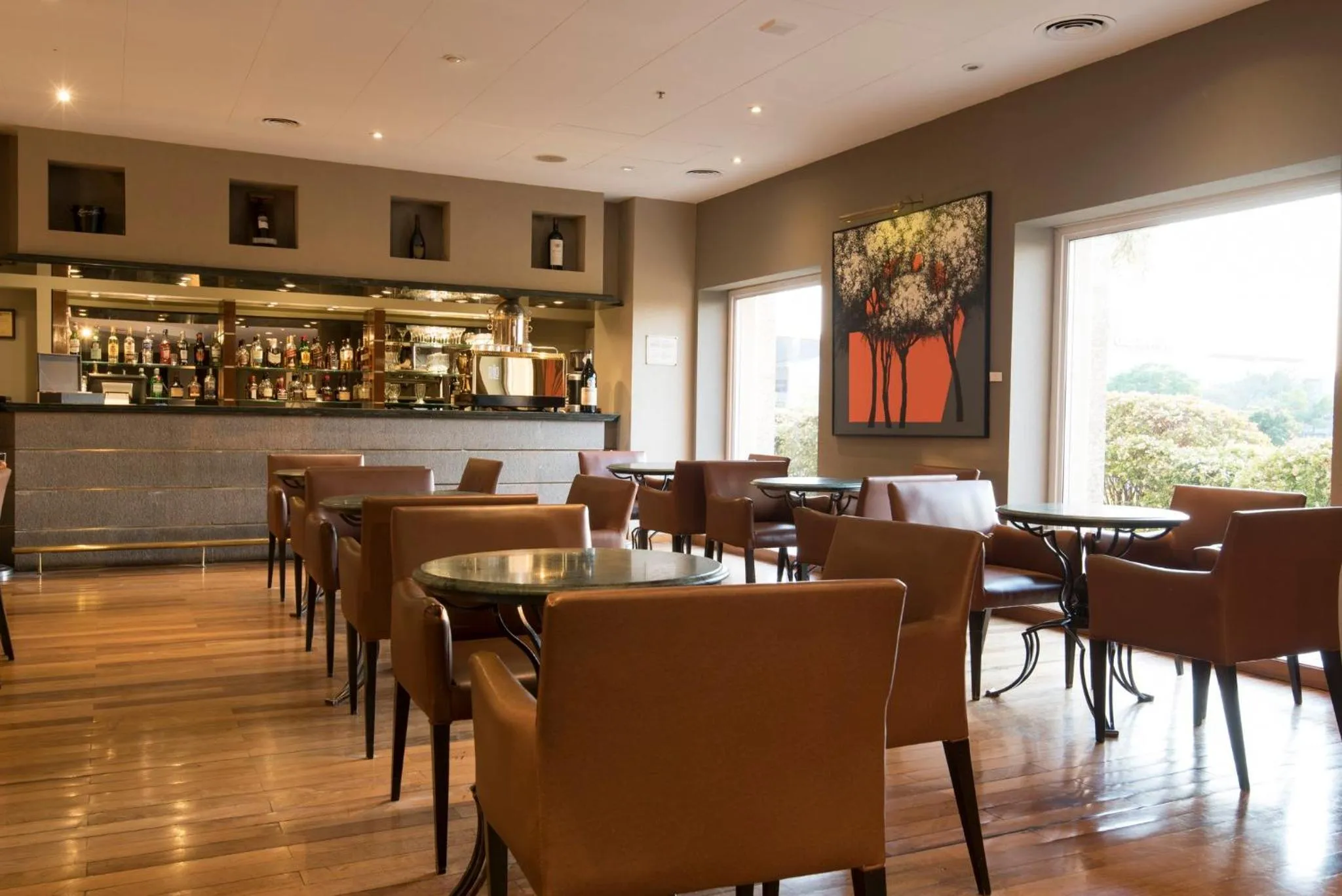 Lounge or bar in Holiday Inn Cordoba by IHG