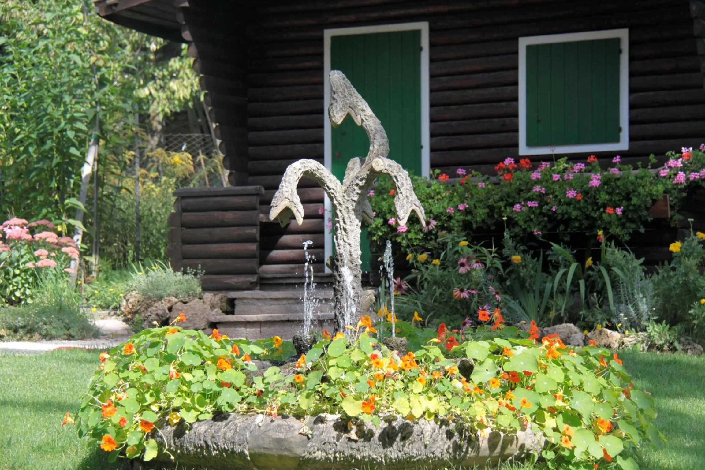 Decorative detail in Azalea Park Hotel