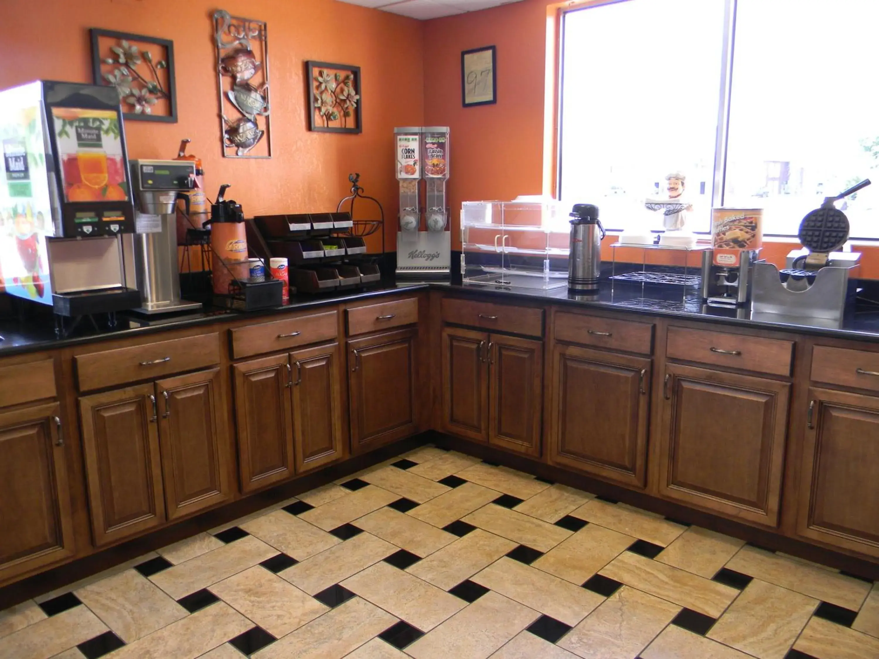 Restaurant/places to eat in Days Inn by Wyndham Airport Nashville East Restaurant/places to eat in Days Inn by Wyndham Airport Nashville East