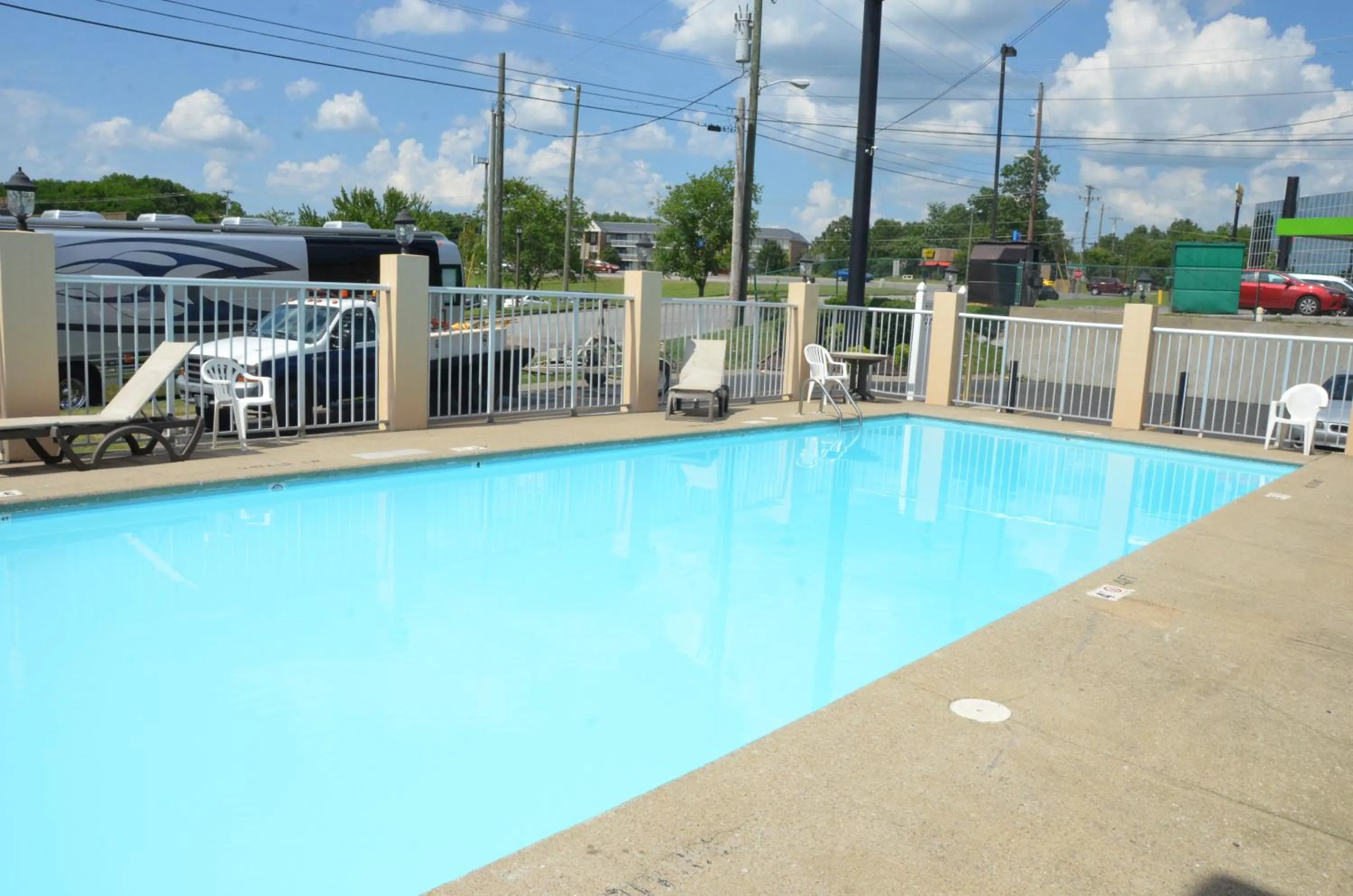 Swimming pool in Days Inn by Wyndham Airport Nashville East