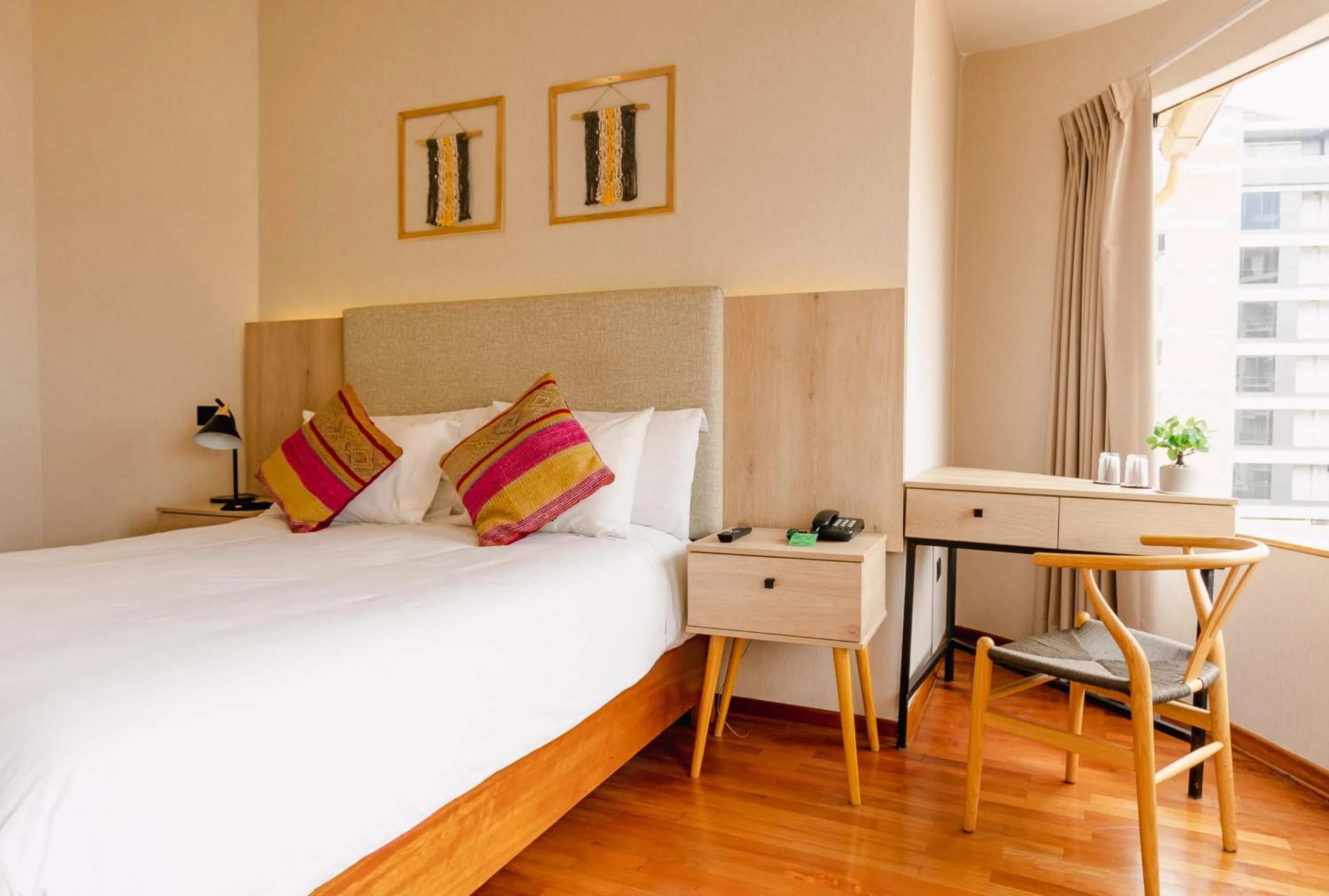 Photo of the whole room, Bed in Torre Dorada Cusco