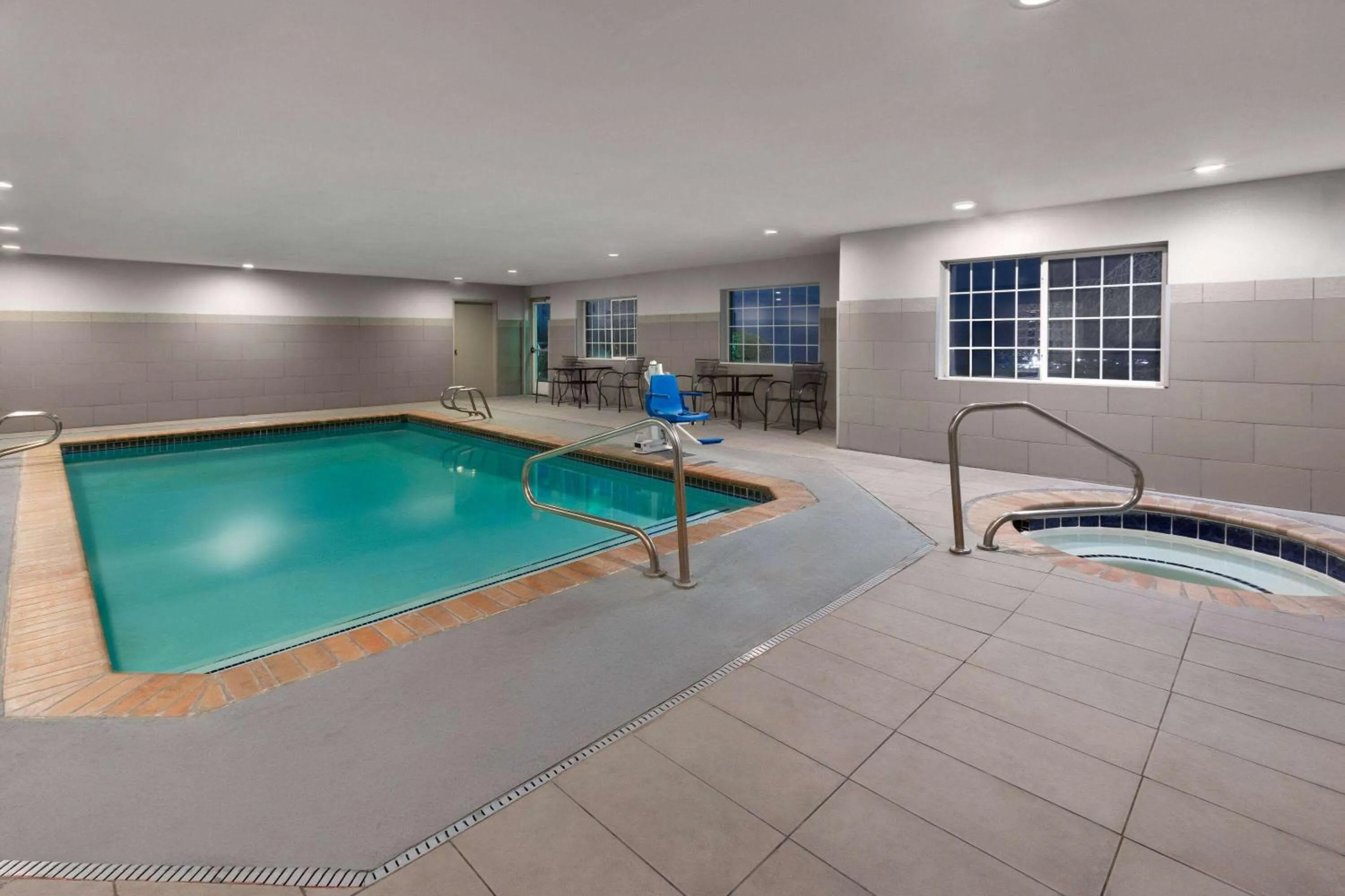 Swimming pool in La Quinta by Wyndham North Orem