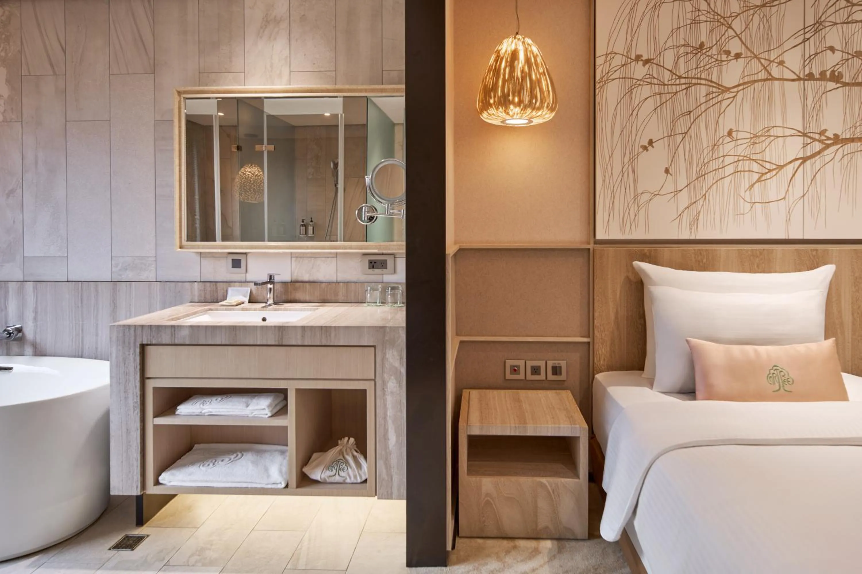 Bathroom, Bed in arTree hotel