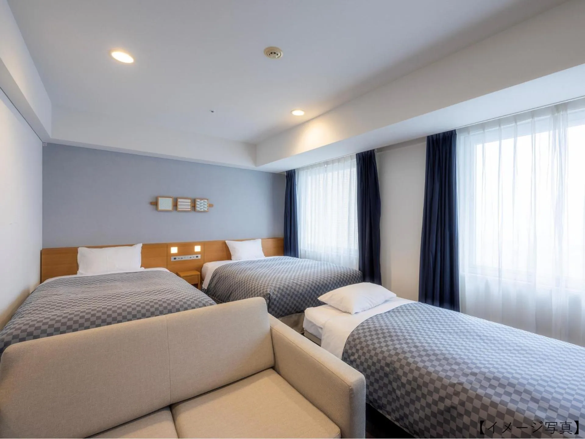 Photo of the whole room, Bed in Yokohama Sakuragicho Washington Hotel