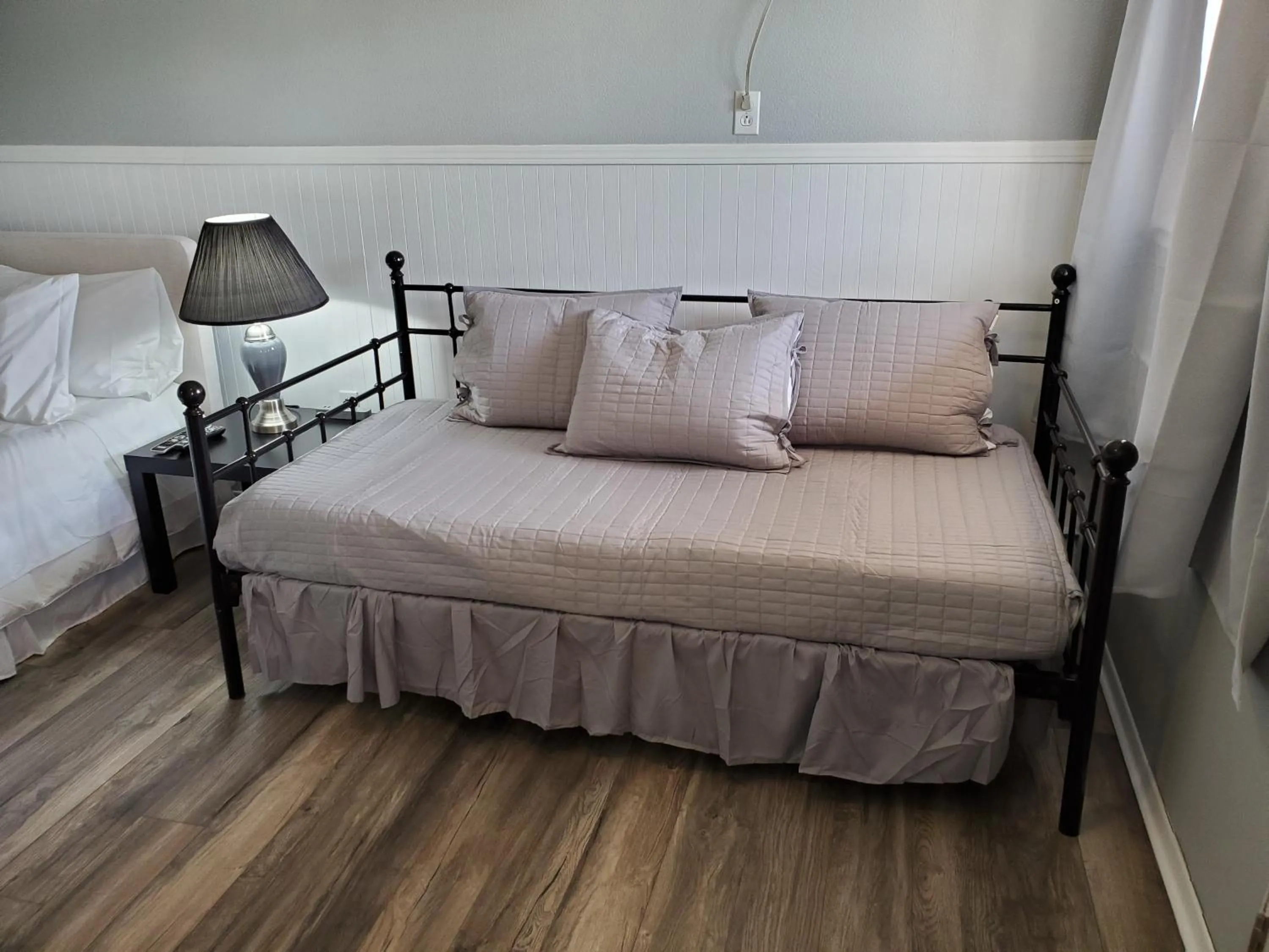 Bed in Celadon Lodge