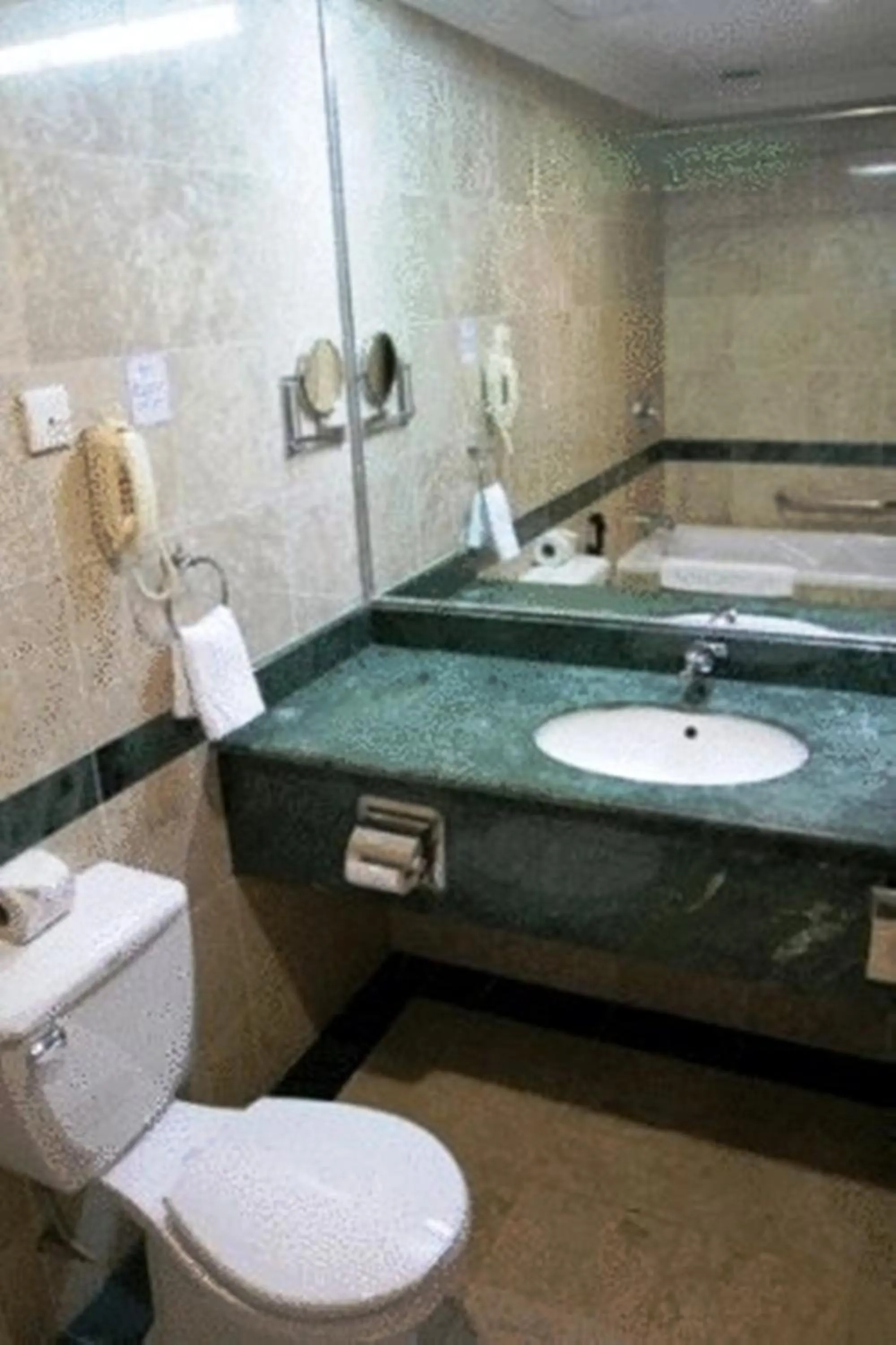 Bathroom in Mulia Hotel