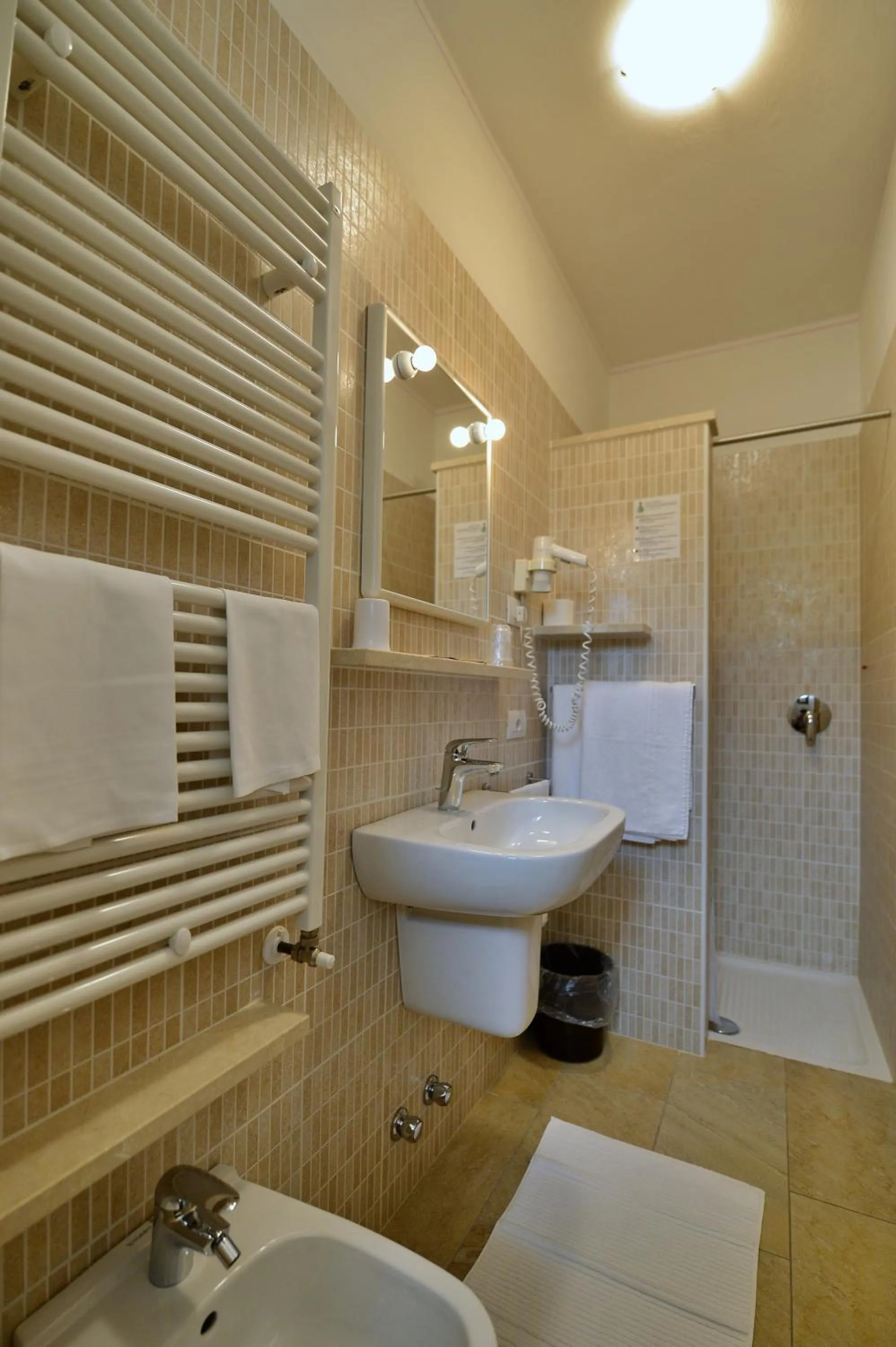 Bathroom in Hotel Fiordaliso