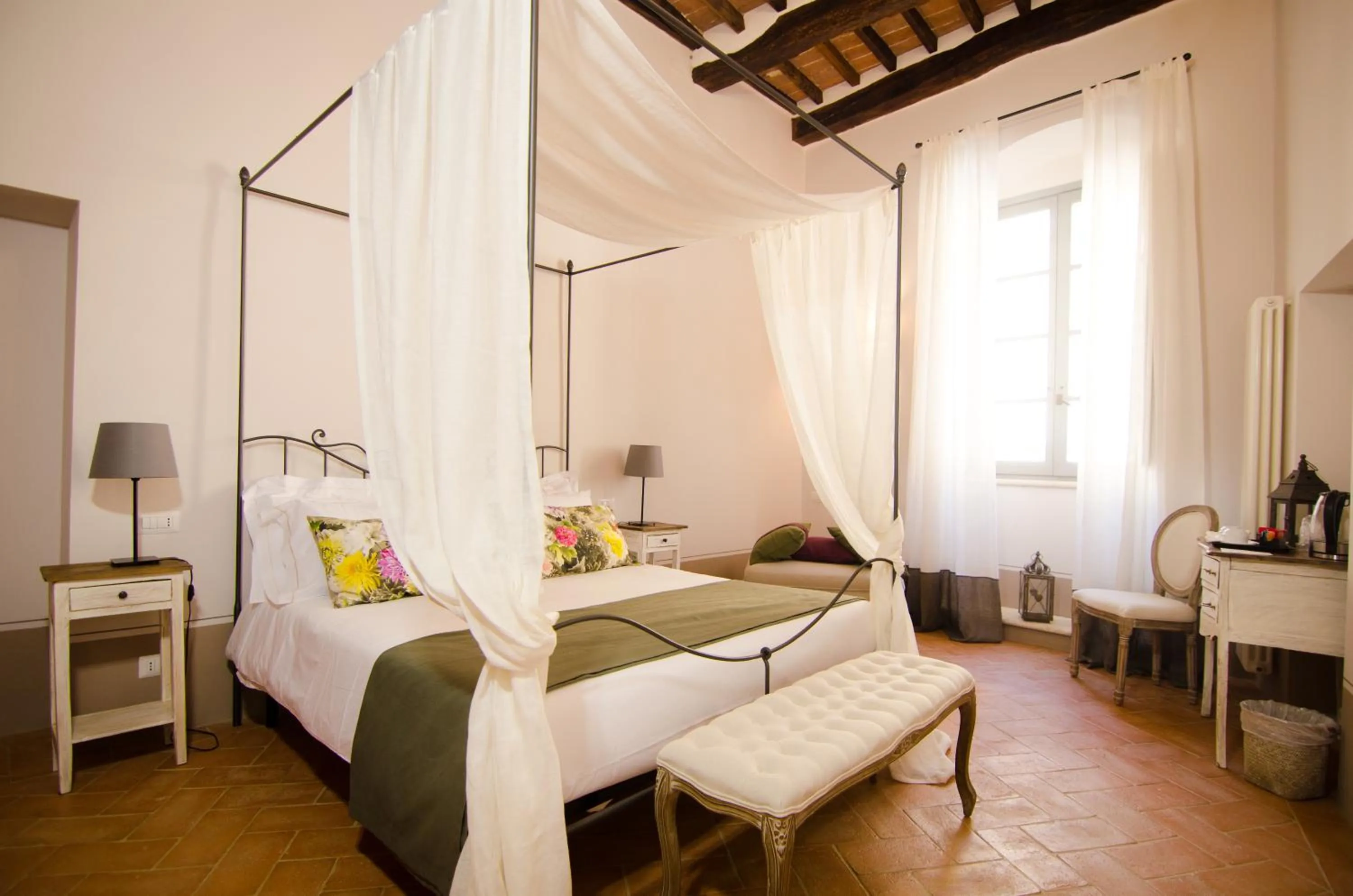Bed in Dimora Dell'Erbe Rooms