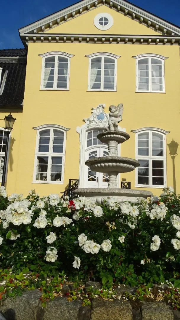 Property building in Lübecker Krönchen