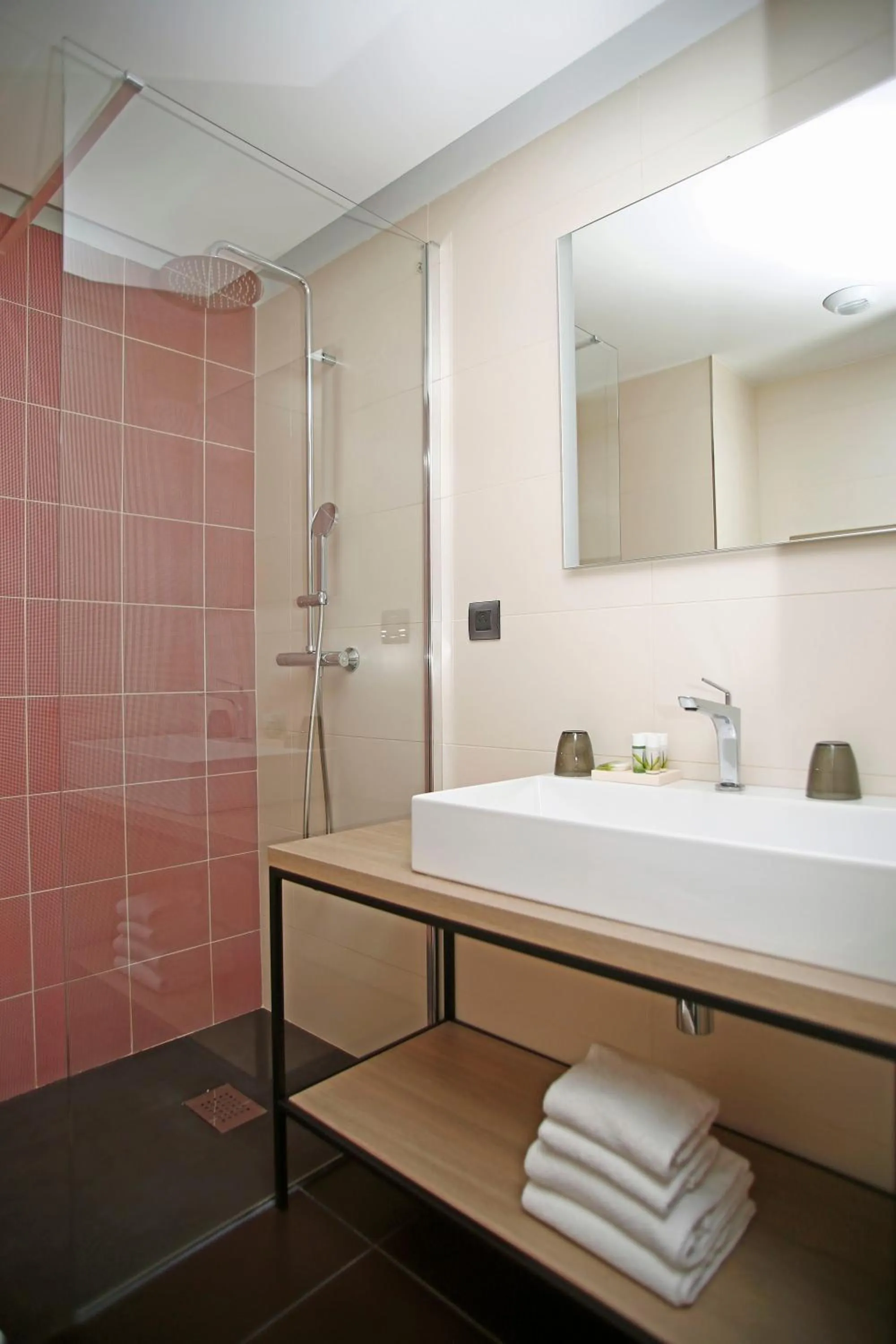 Bathroom in Hotel Onda