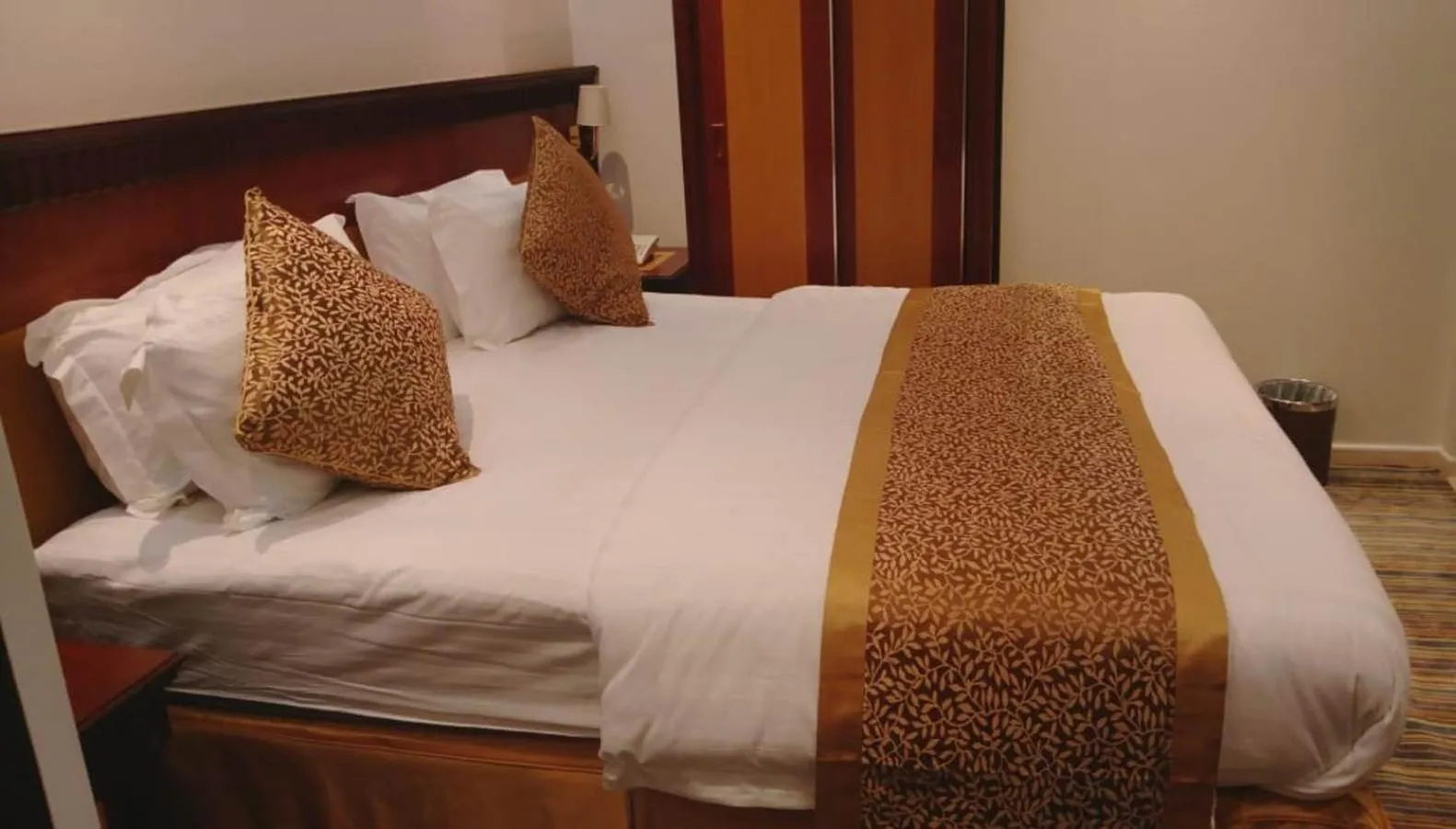 Al Adl Jewel Hotel