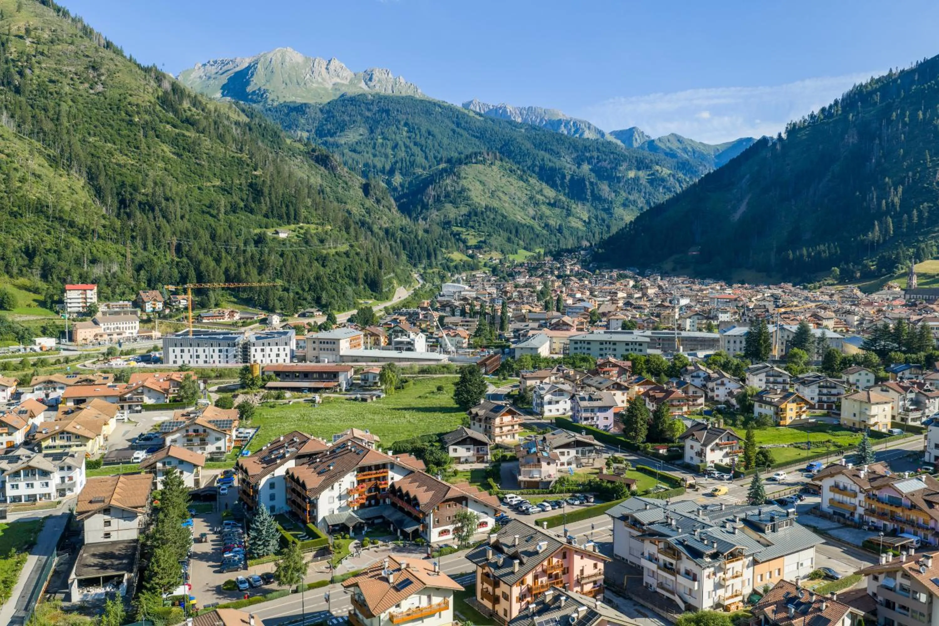 Property building in Aparthotel Majestic