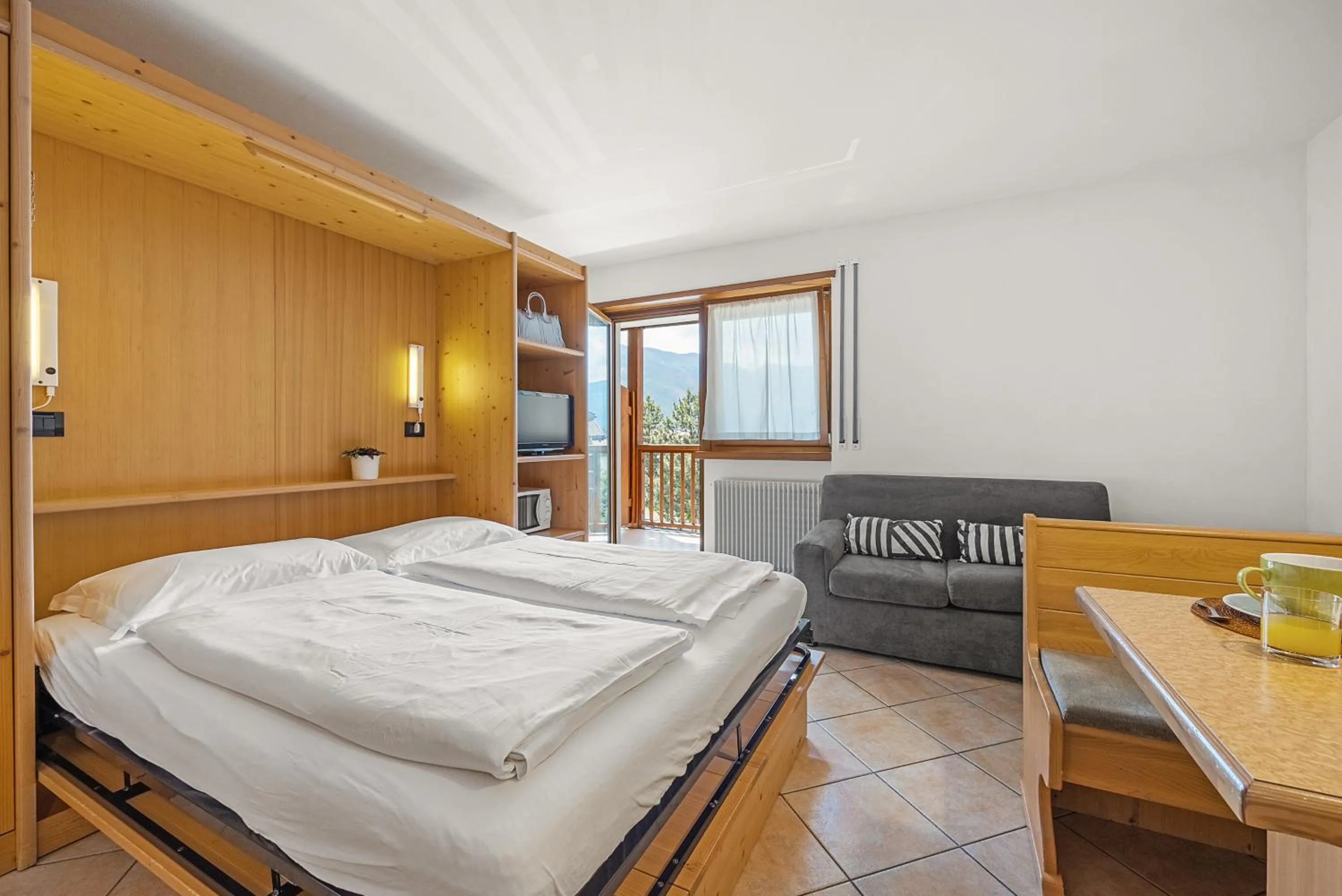 Bed in Aparthotel Majestic