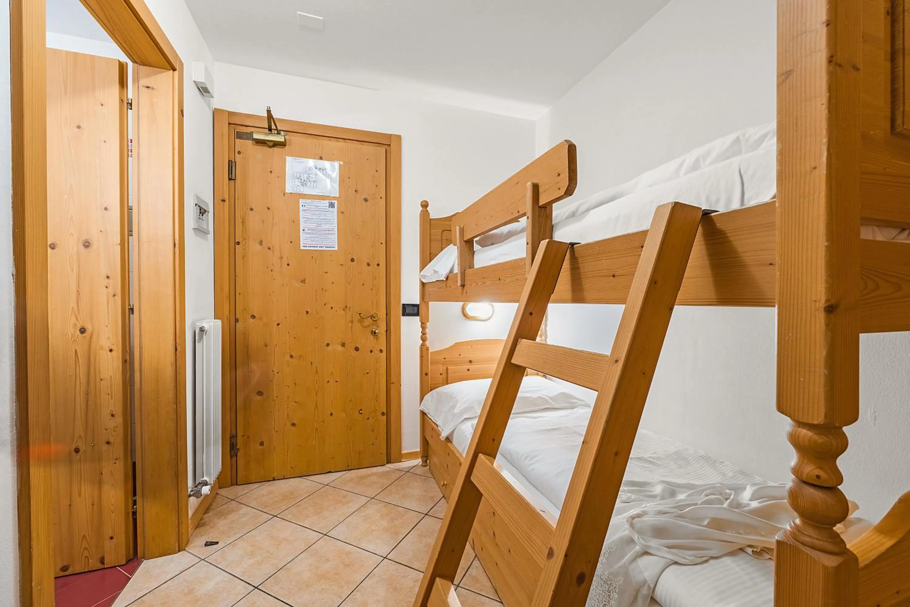 bunk bed, Bed in Aparthotel Majestic