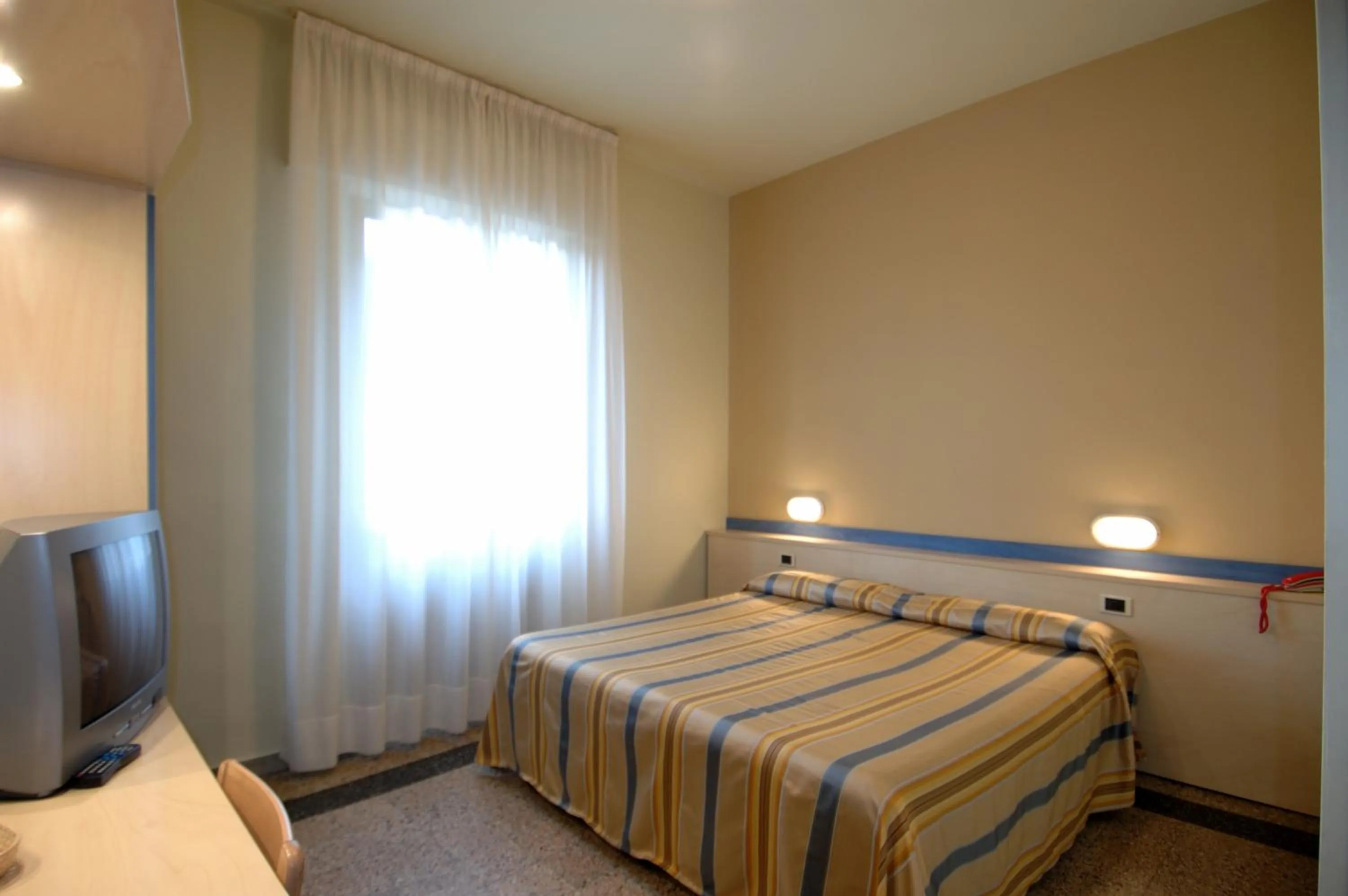 Bed in Hotel Moderno