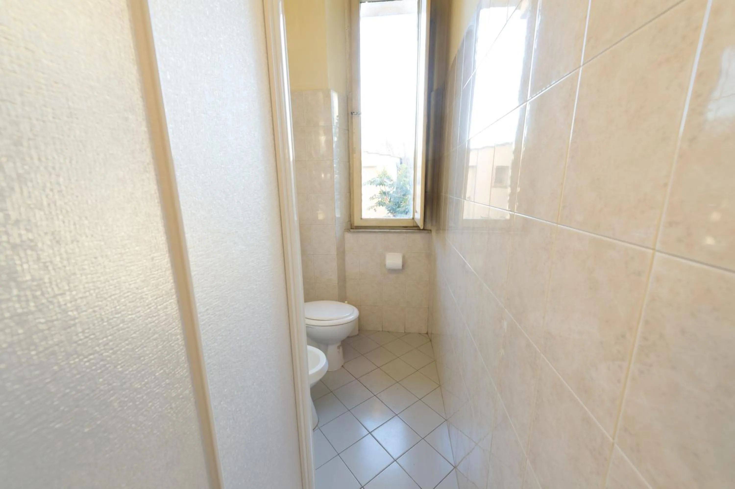 Toilet in Hotel Moderno