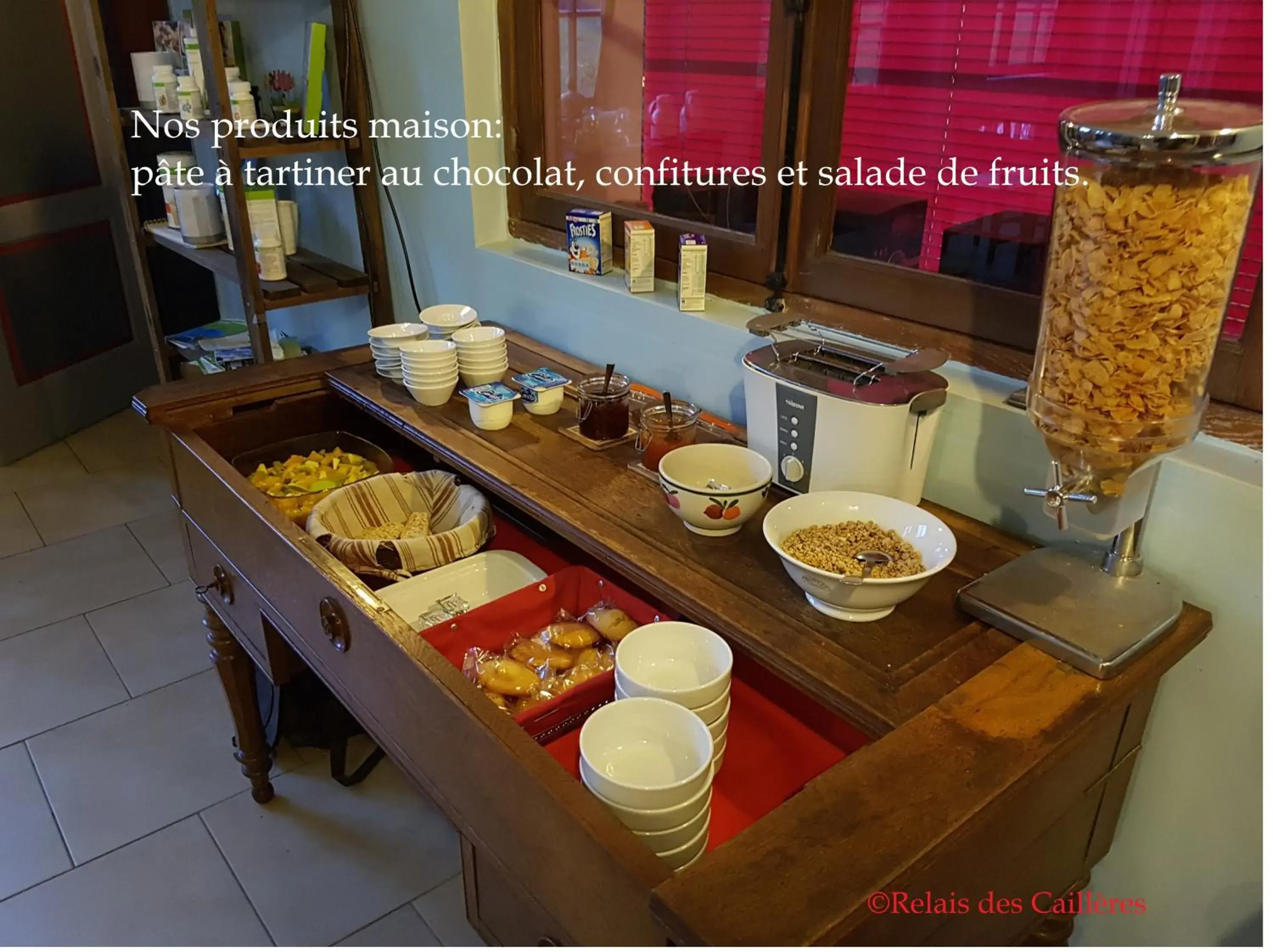 Breakfast in Logis Hôtel Relais Des Caillères Breakfast in Logis Hôtel Relais Des Caillères