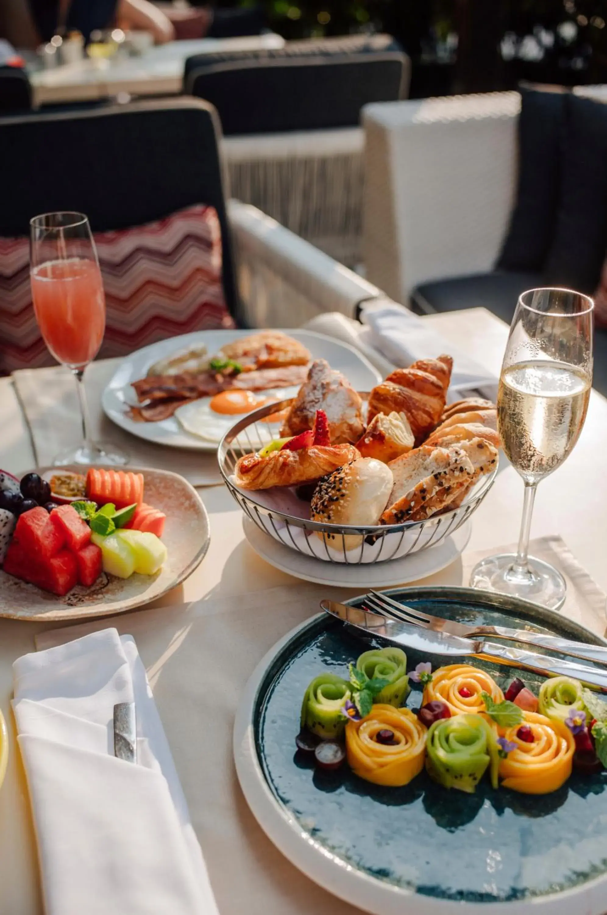 Breakfast in Siam Kempinski Hotel Bangkok Breakfast in Siam Kempinski Hotel Bangkok