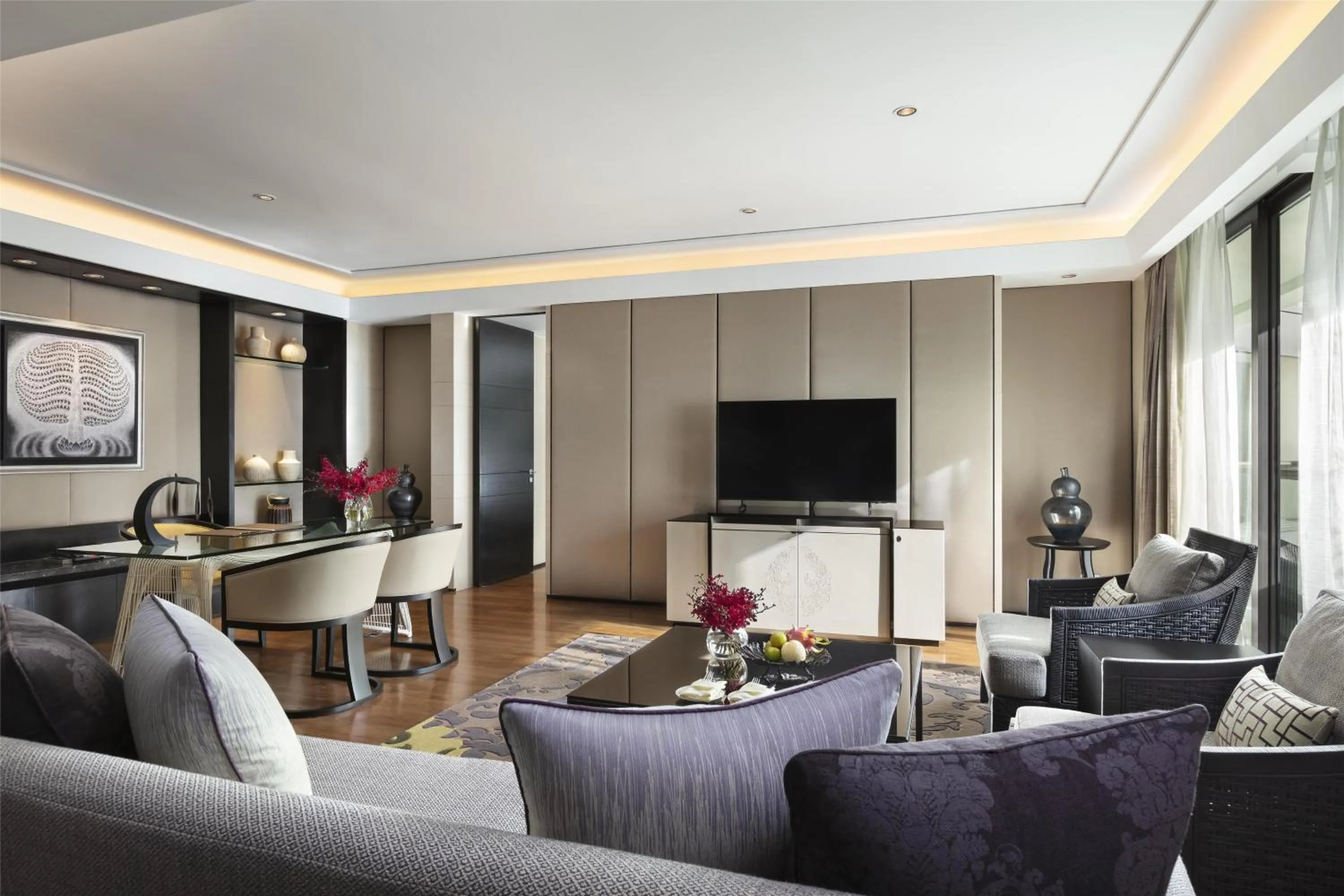 Bedroom in Siam Kempinski Hotel Bangkok