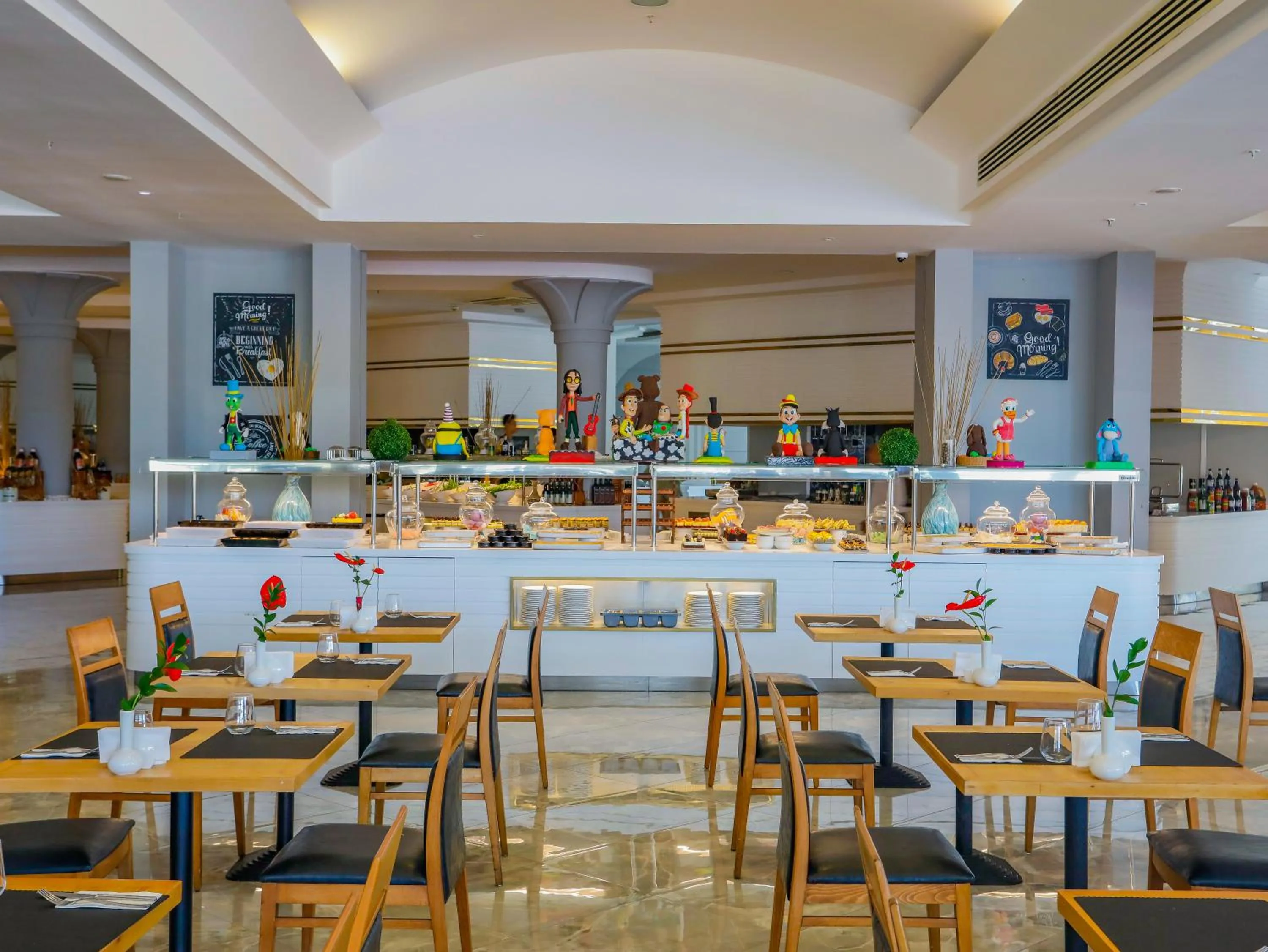 Restaurant/places to eat in Selectum Family Resort Side