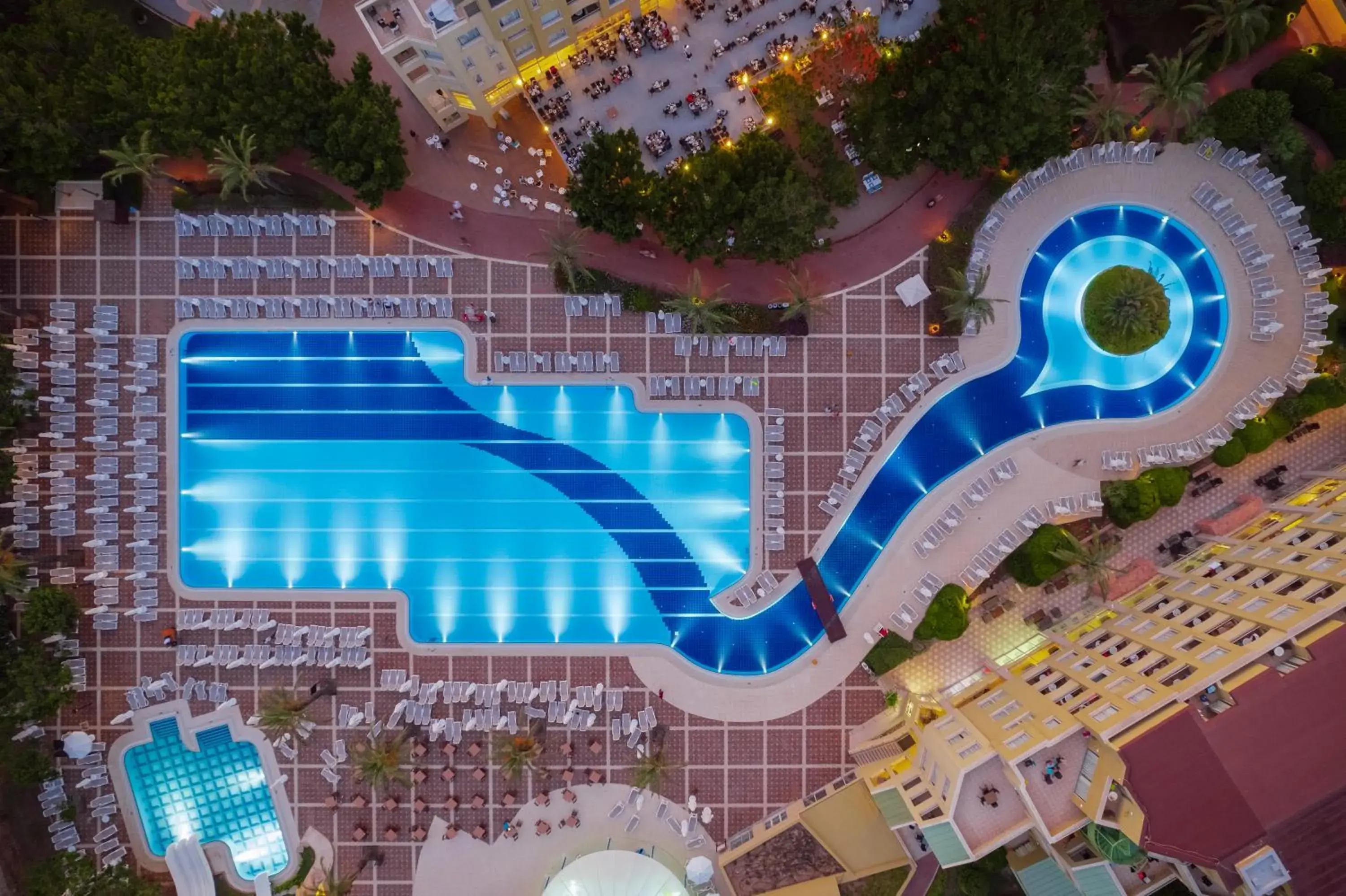 Swimming pool in Selectum Family Resort Side Swimming pool in Selectum Family Resort Side