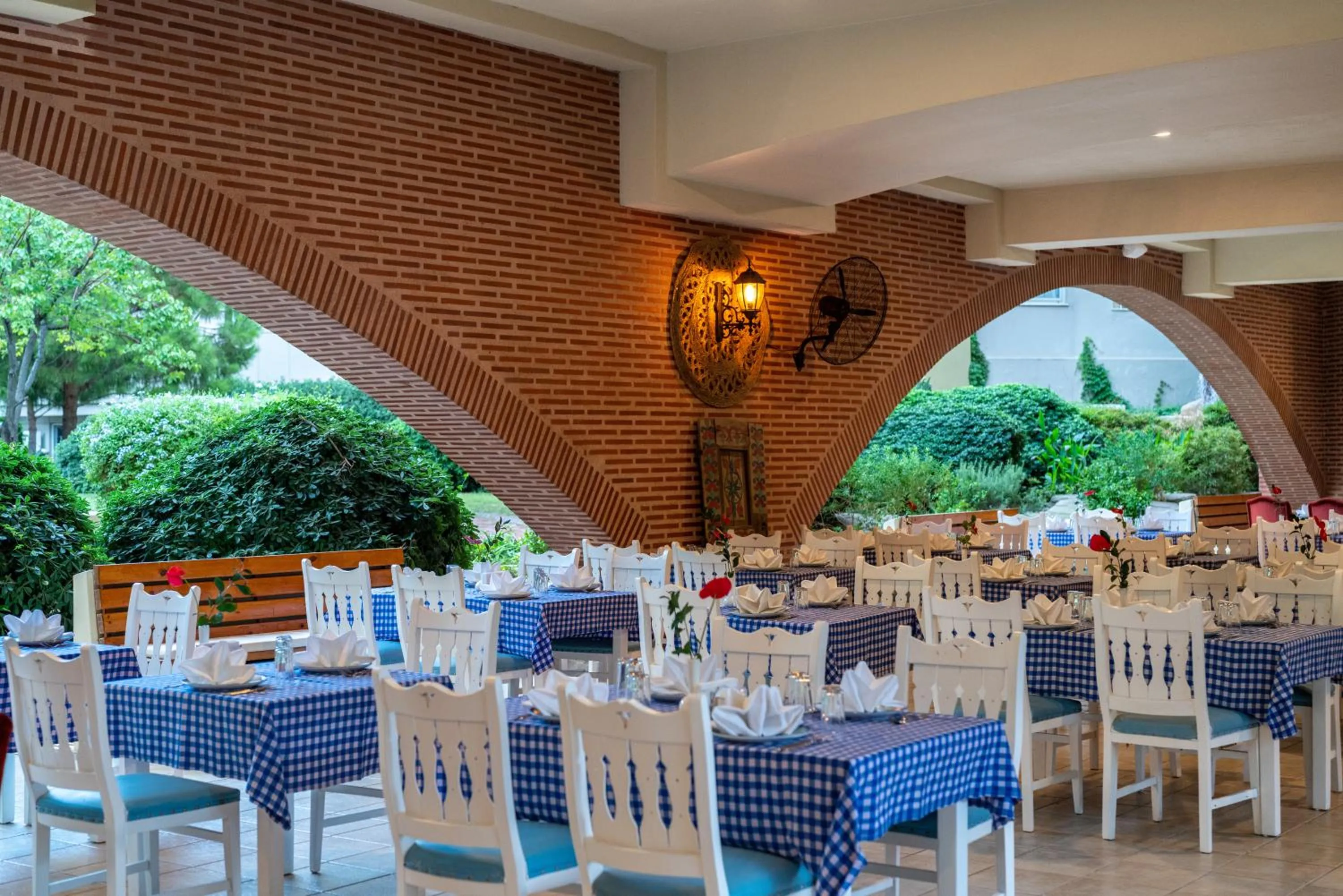Restaurant/places to eat in Selectum Family Resort Side