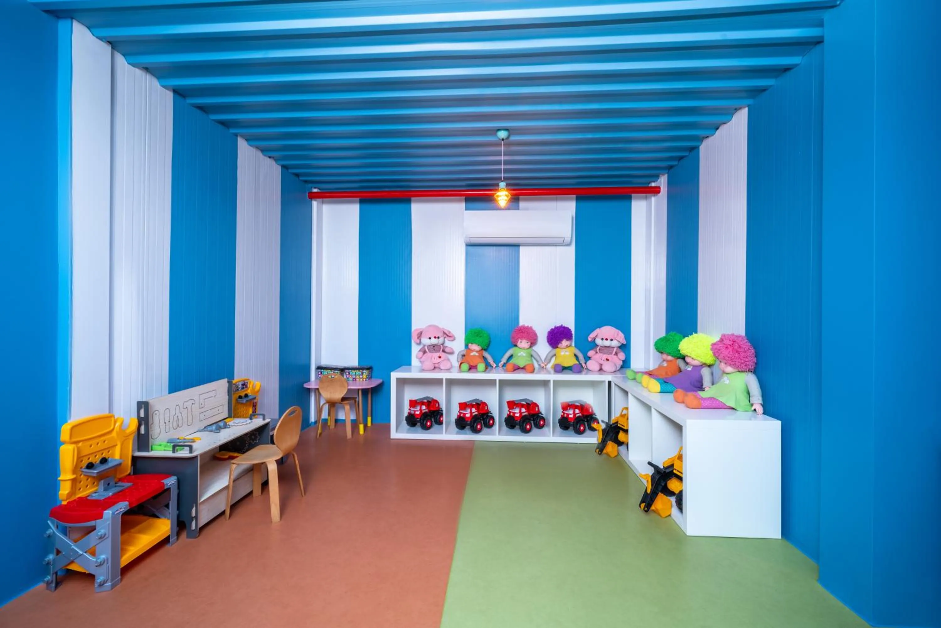 Children play ground in Selectum Family Resort Side