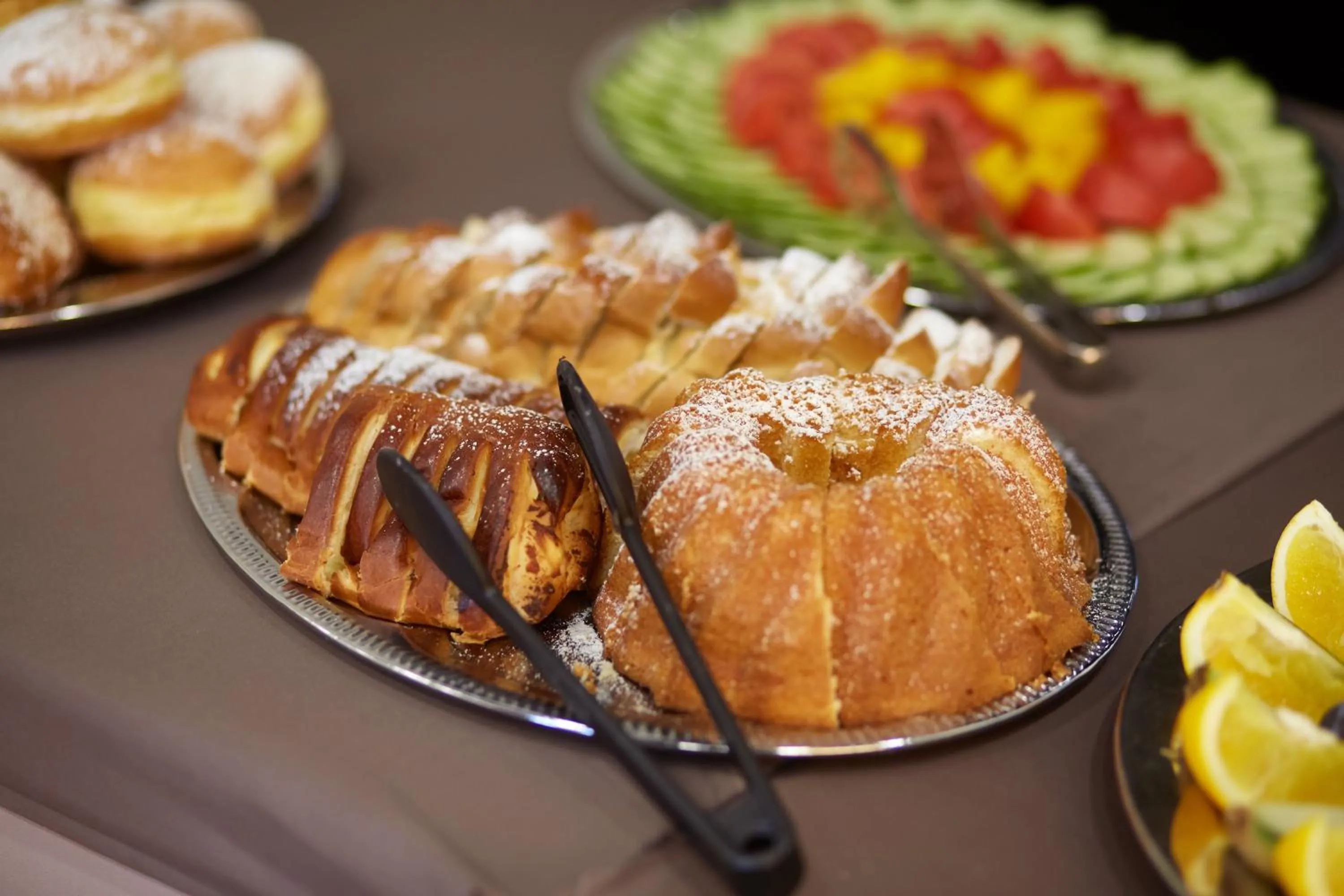 Buffet breakfast in Hotel Červenohorské sedlo