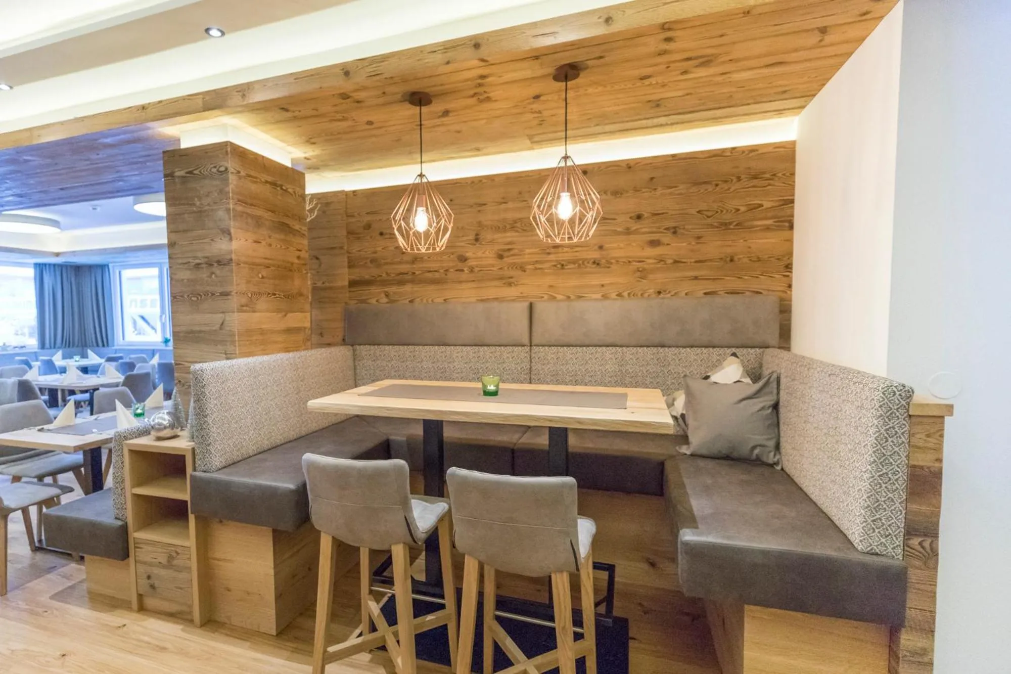 Lounge or bar in OFENTÜRL alpine living