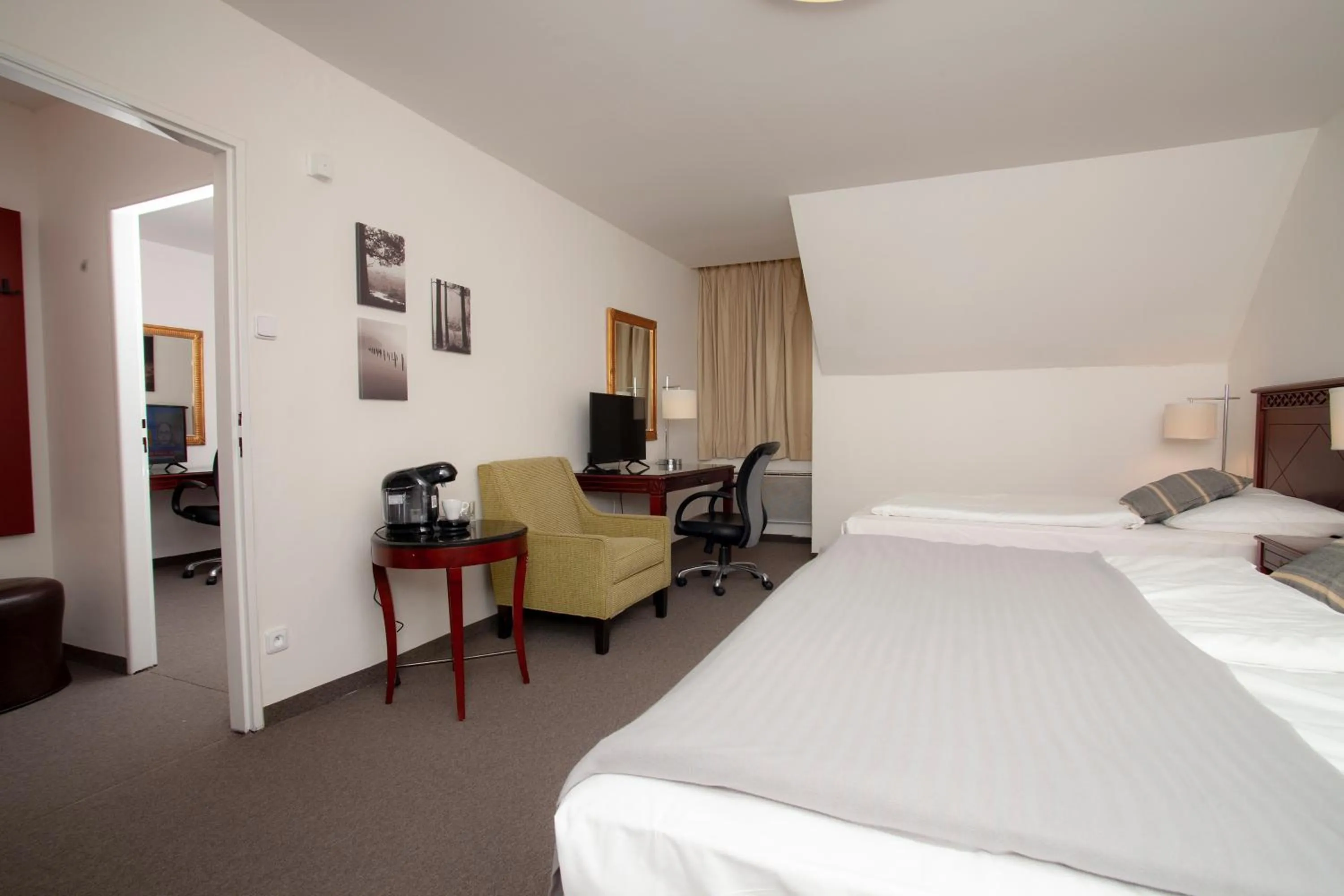 Photo of the whole room, Bed in Hotel Petrovy kameny