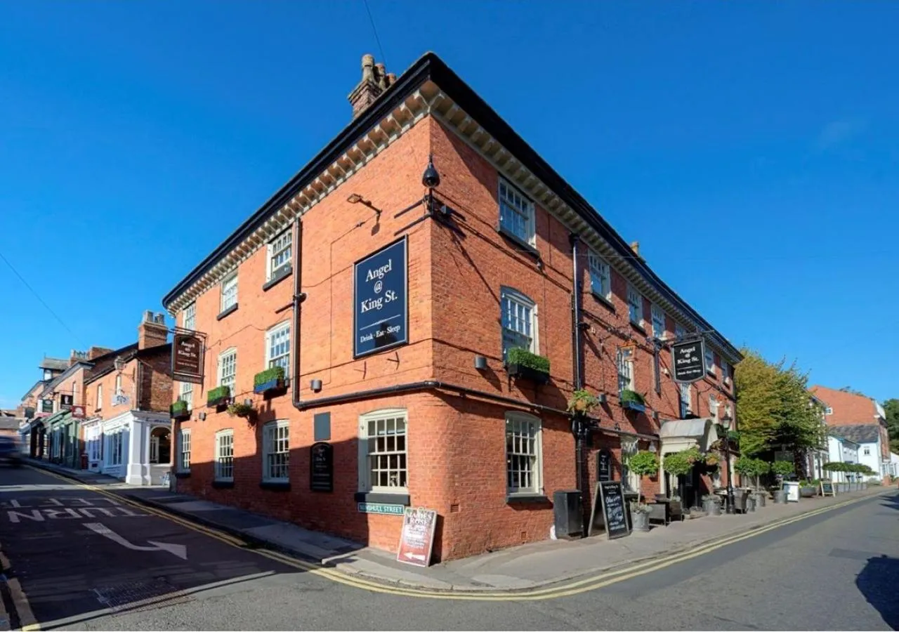 Superior Family Room in Angel @ KingSt