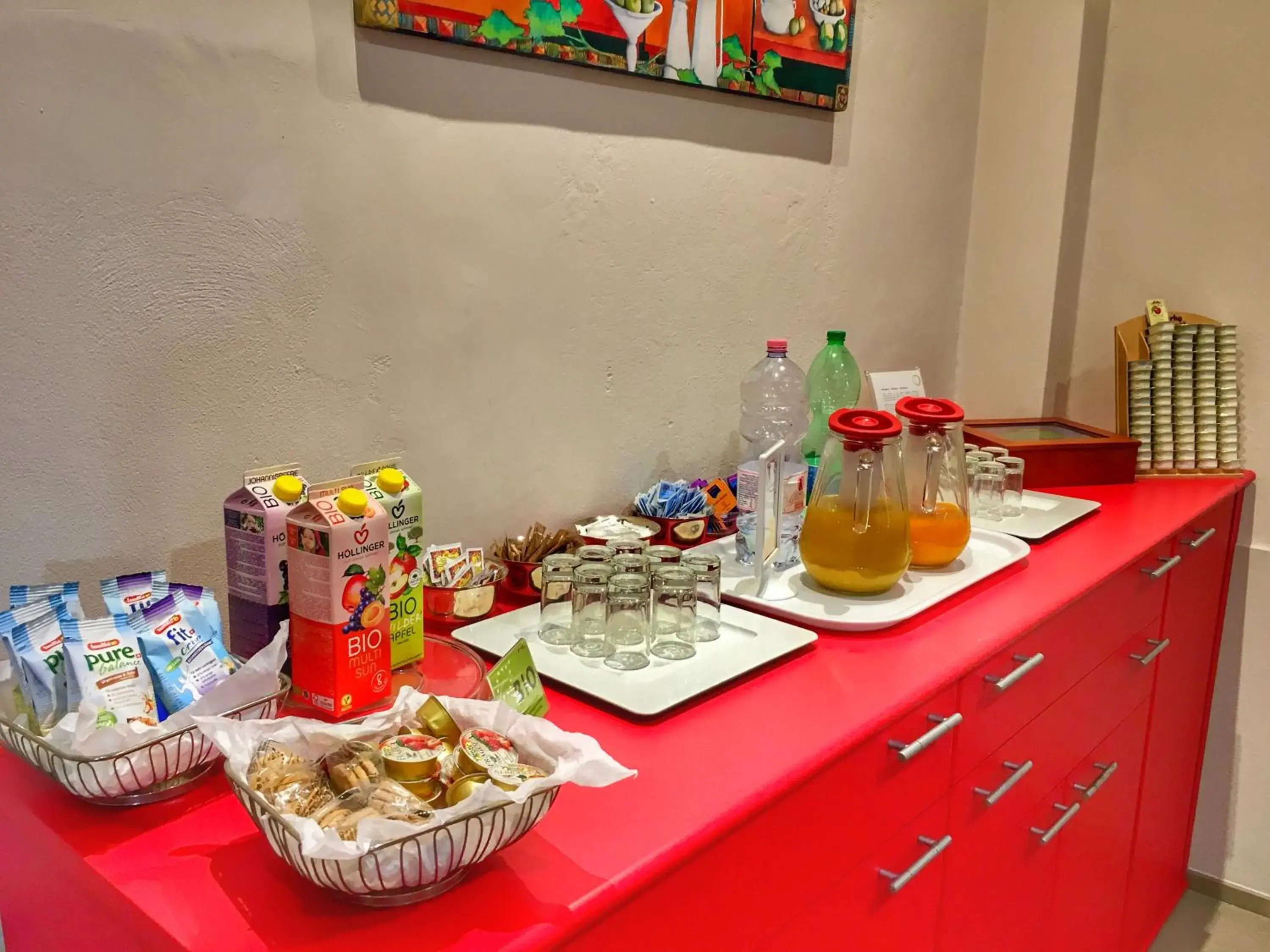 Breakfast in SmArt Hotel Bartolini Breakfast in SmArt Hotel Bartolini