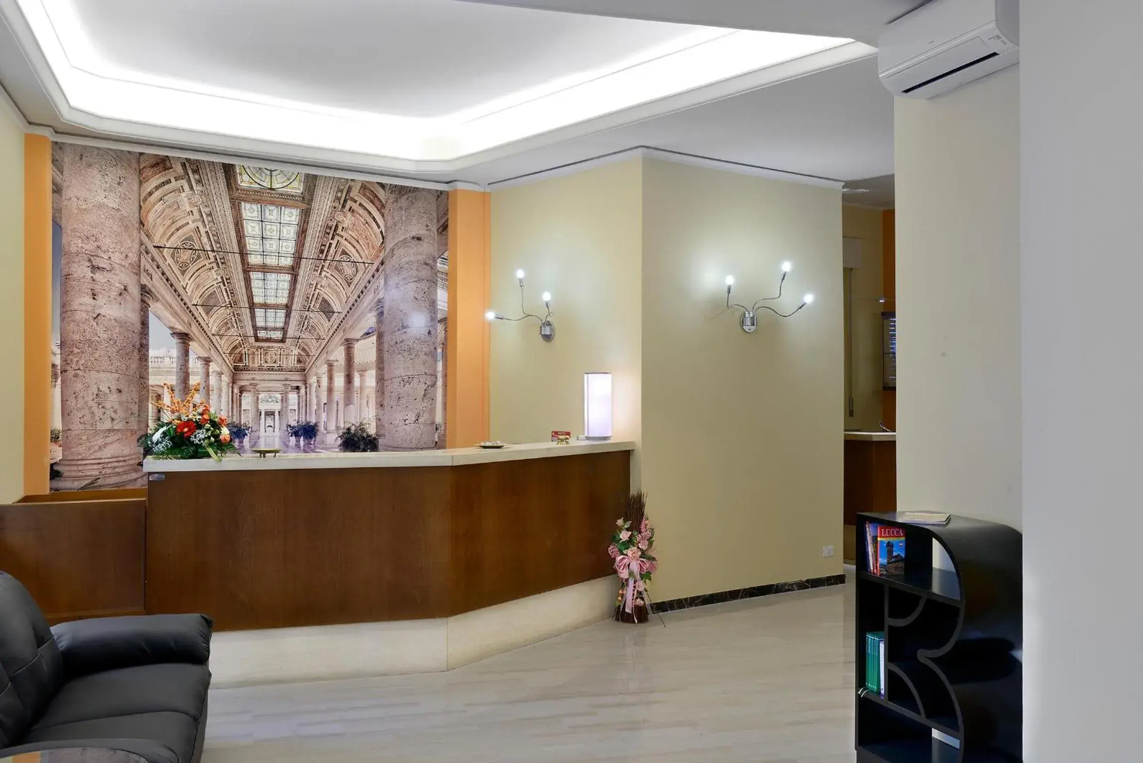Lobby or reception in SmArt Hotel Bartolini Lobby or reception in SmArt Hotel Bartolini