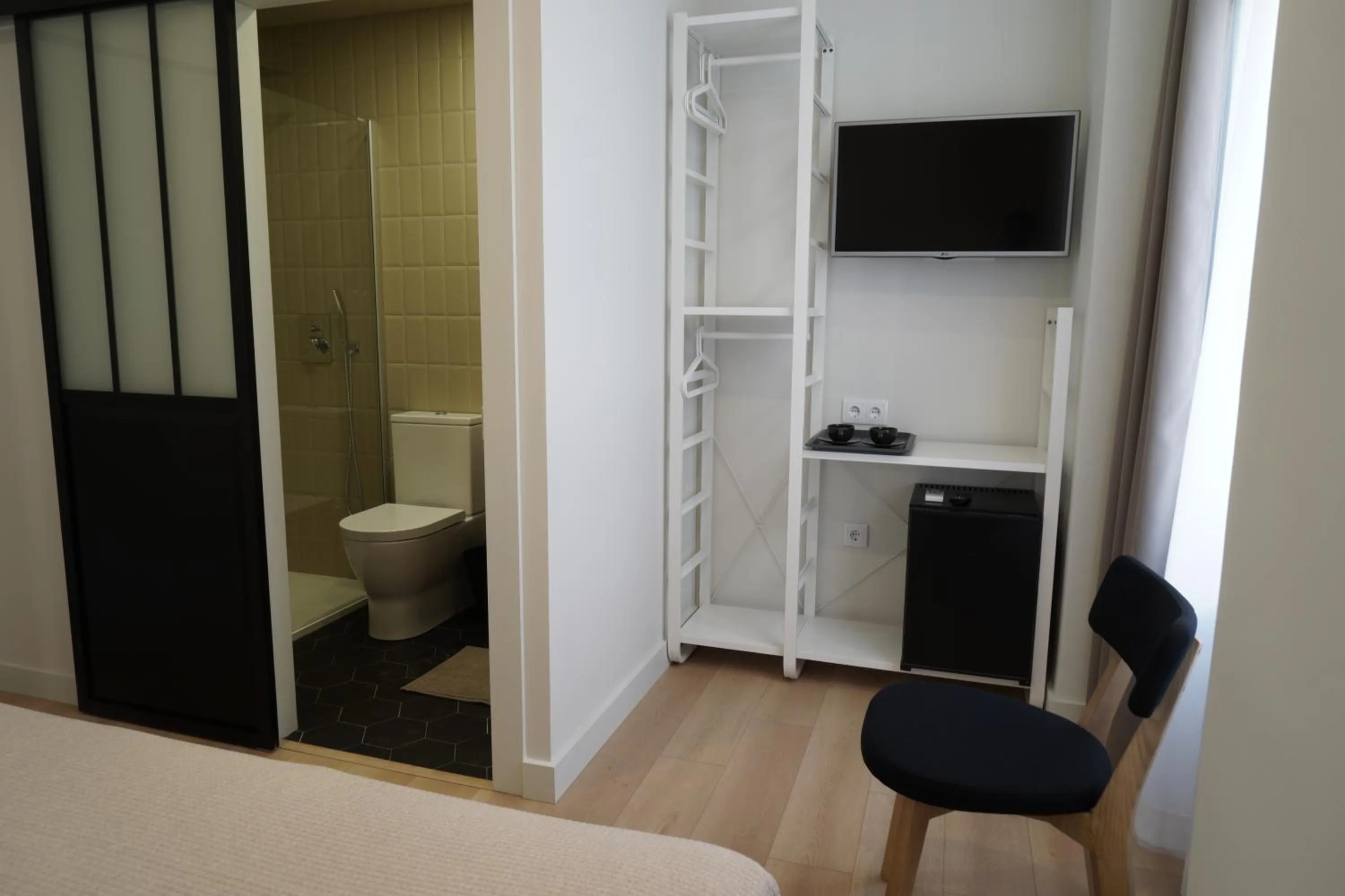 Shower in MD Design Hotel - Portal del Real