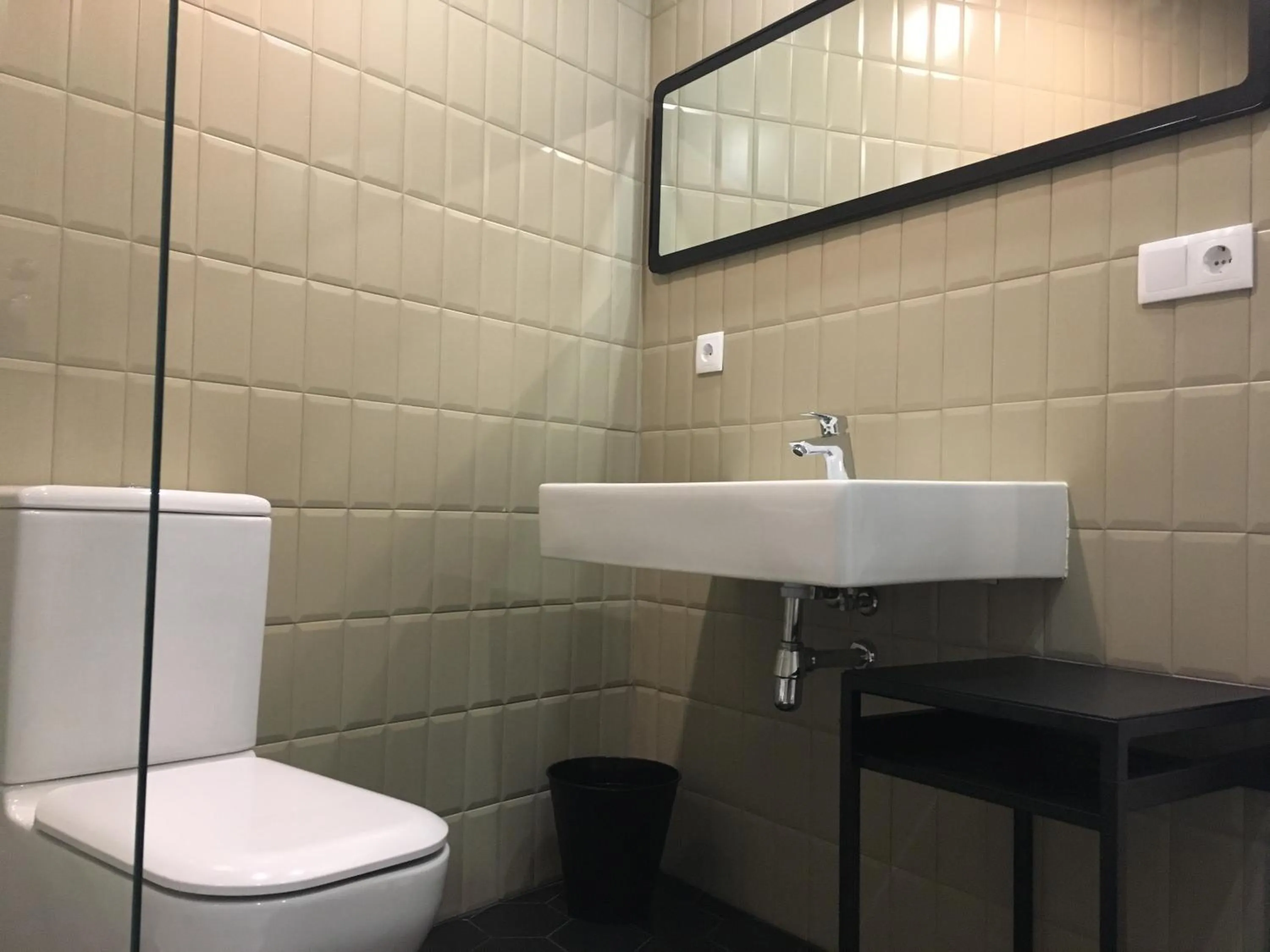 Shower in MD Design Hotel - Portal del Real