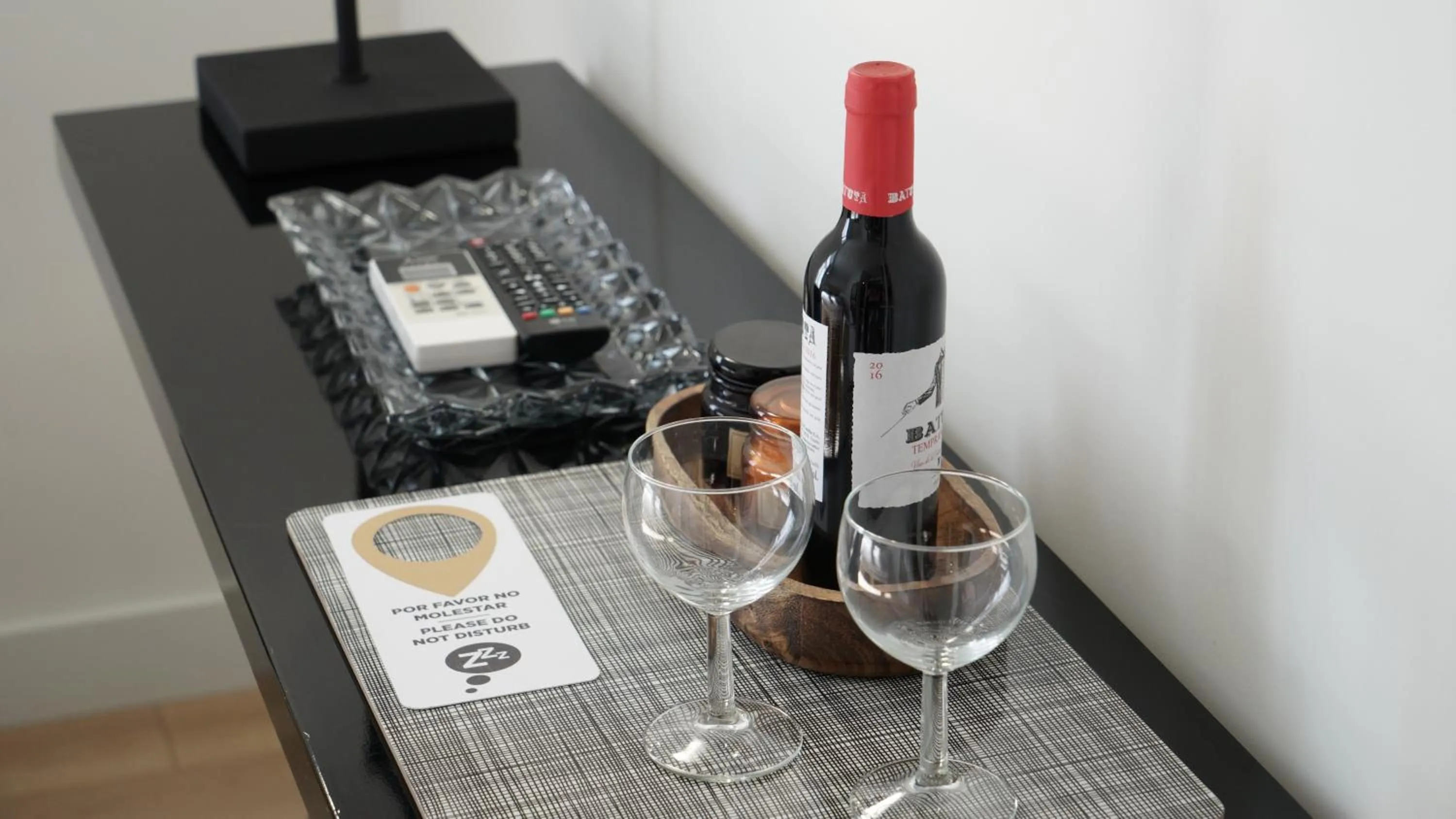 Food and drinks in MD Design Hotel - Portal del Real