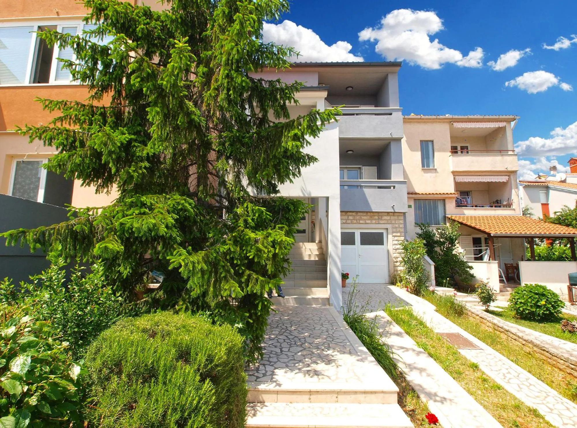 Apartments Nadija 1366