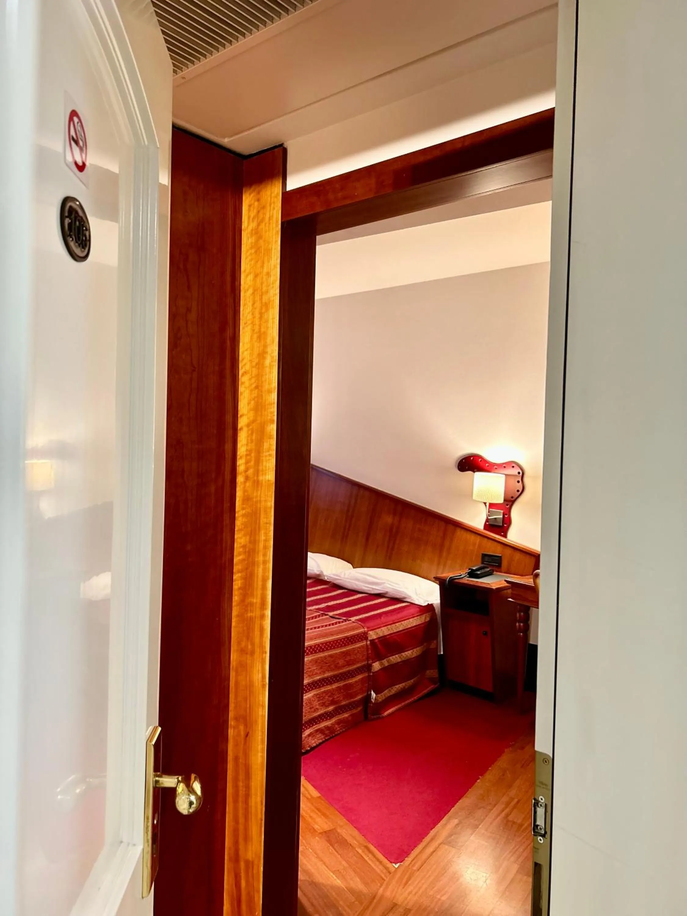 Bed in Hotel Due Torri Tempesta