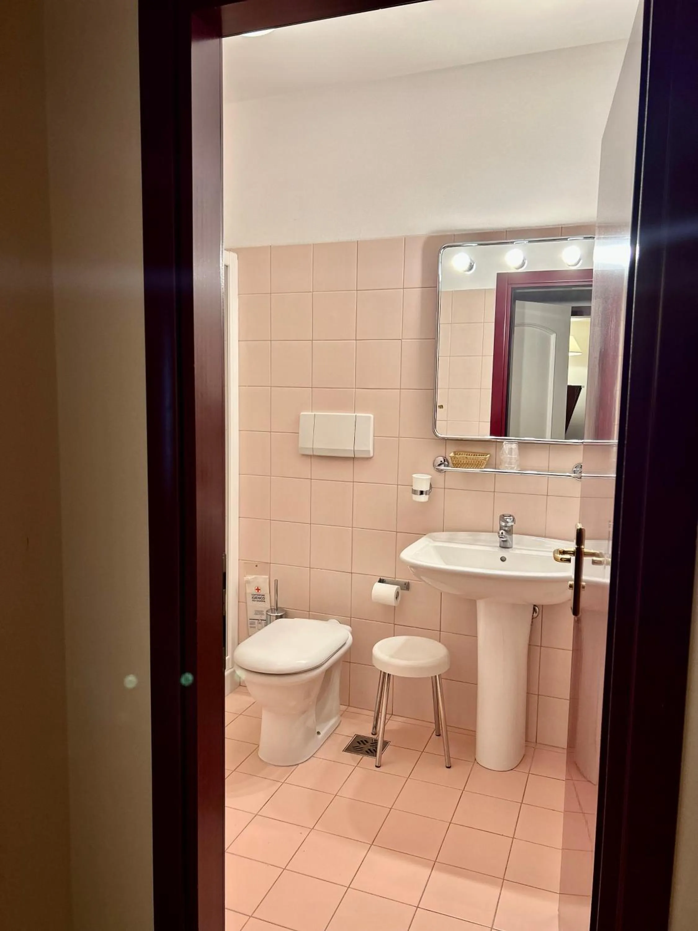 Bathroom in Hotel Due Torri Tempesta