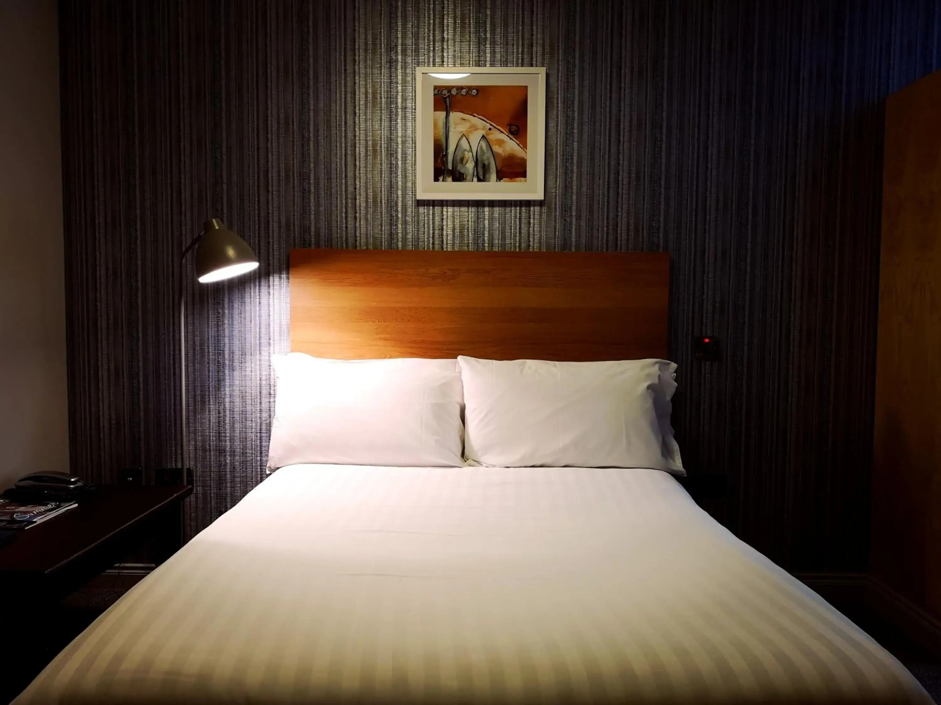 Double Room in Mellon Country Inn Hotel Double Room in Mellon Country Inn Hotel