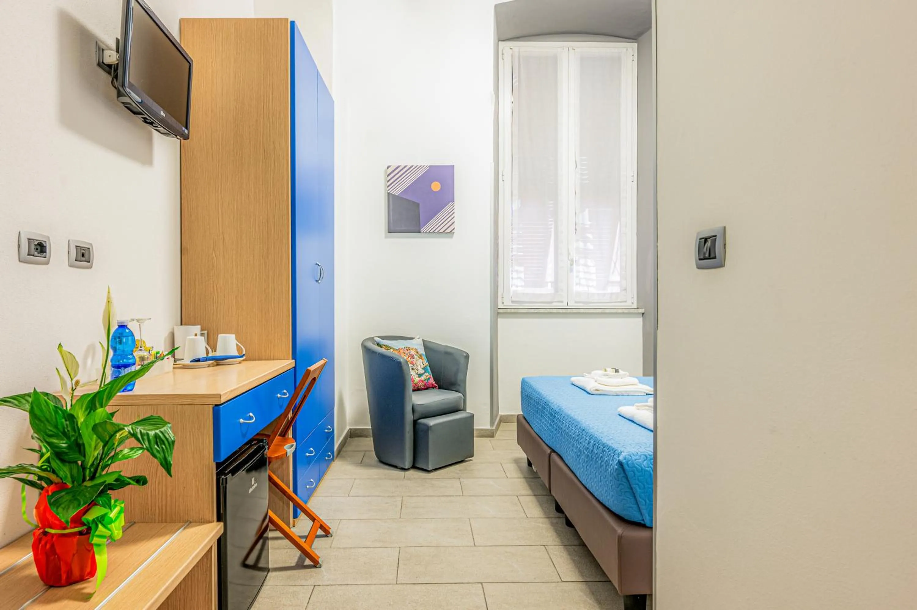 Decorative detail, Bed in Affittacamere del Golfo e delle 5 Terre