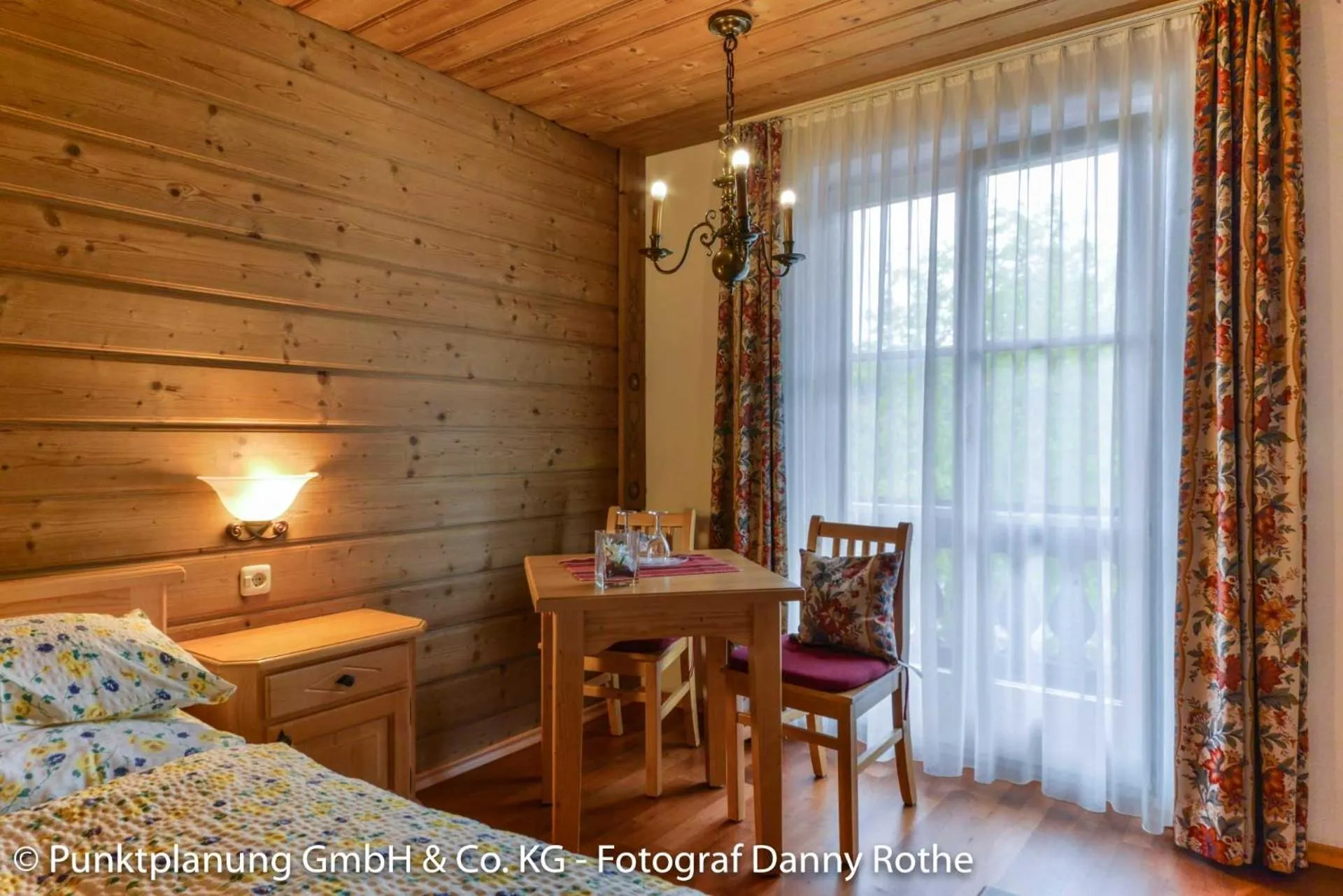 Decorative detail in Schmied von Kochel