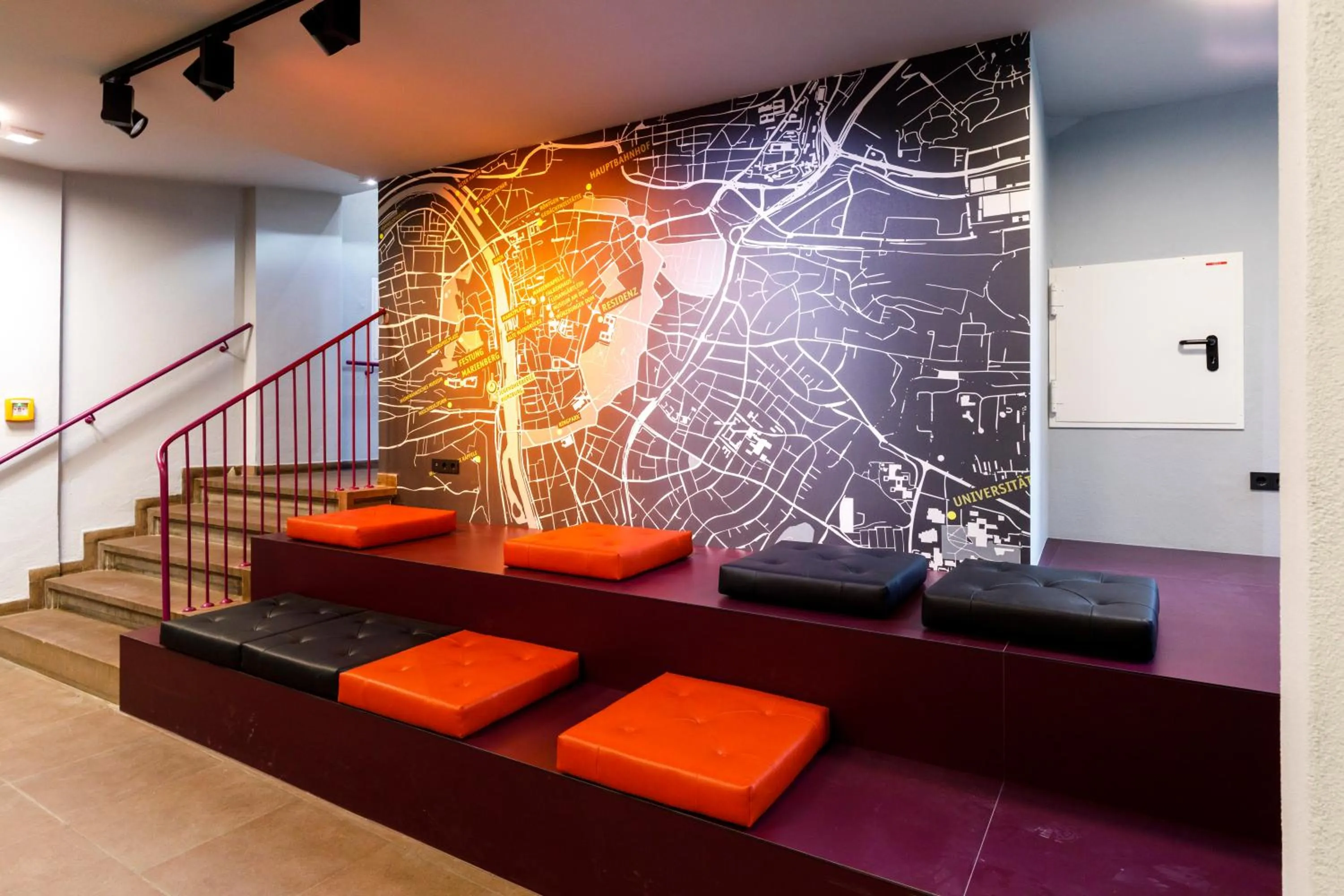 Seating area in Youth Hostel Würzburg