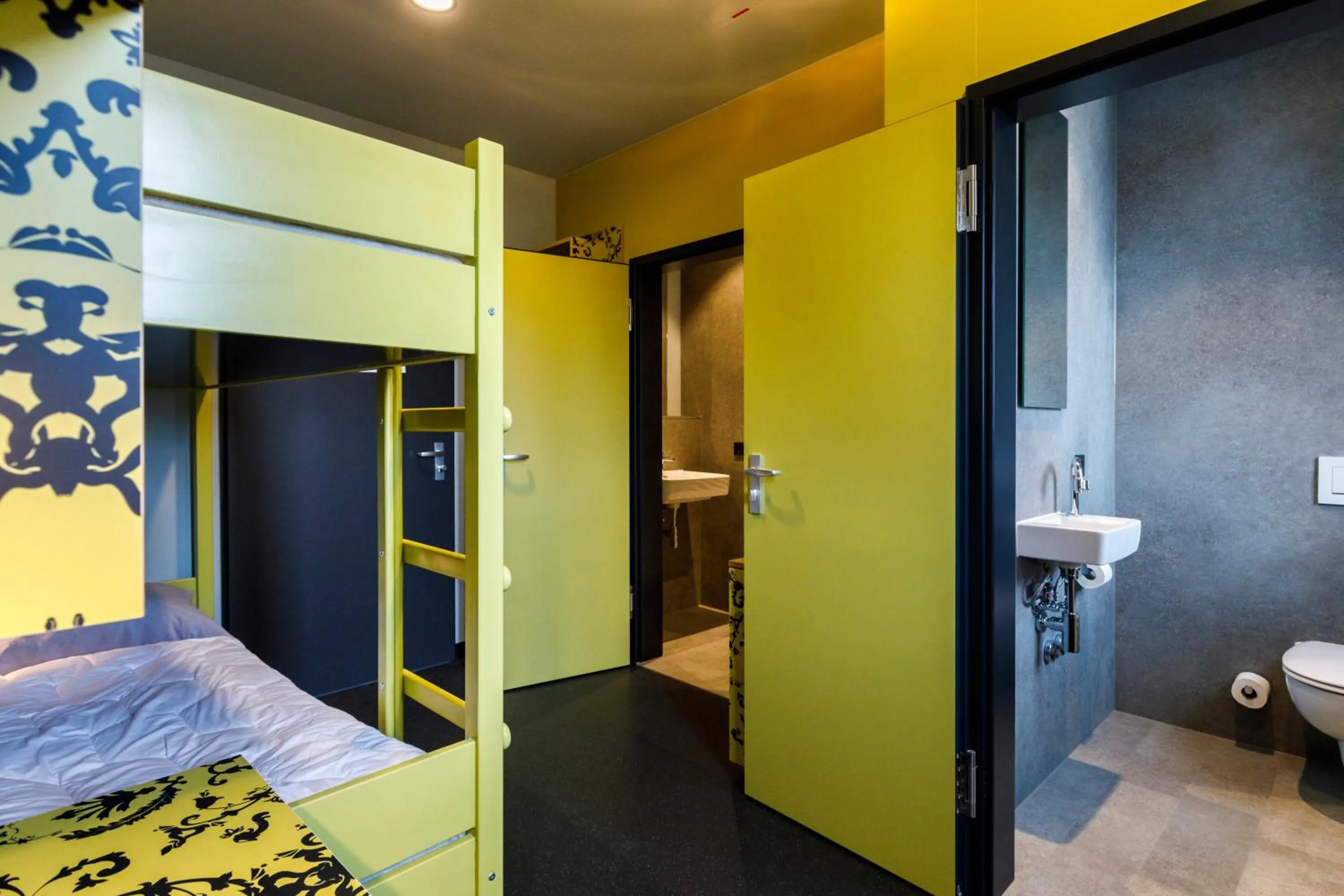 bunk bed, Bed in Youth Hostel Würzburg